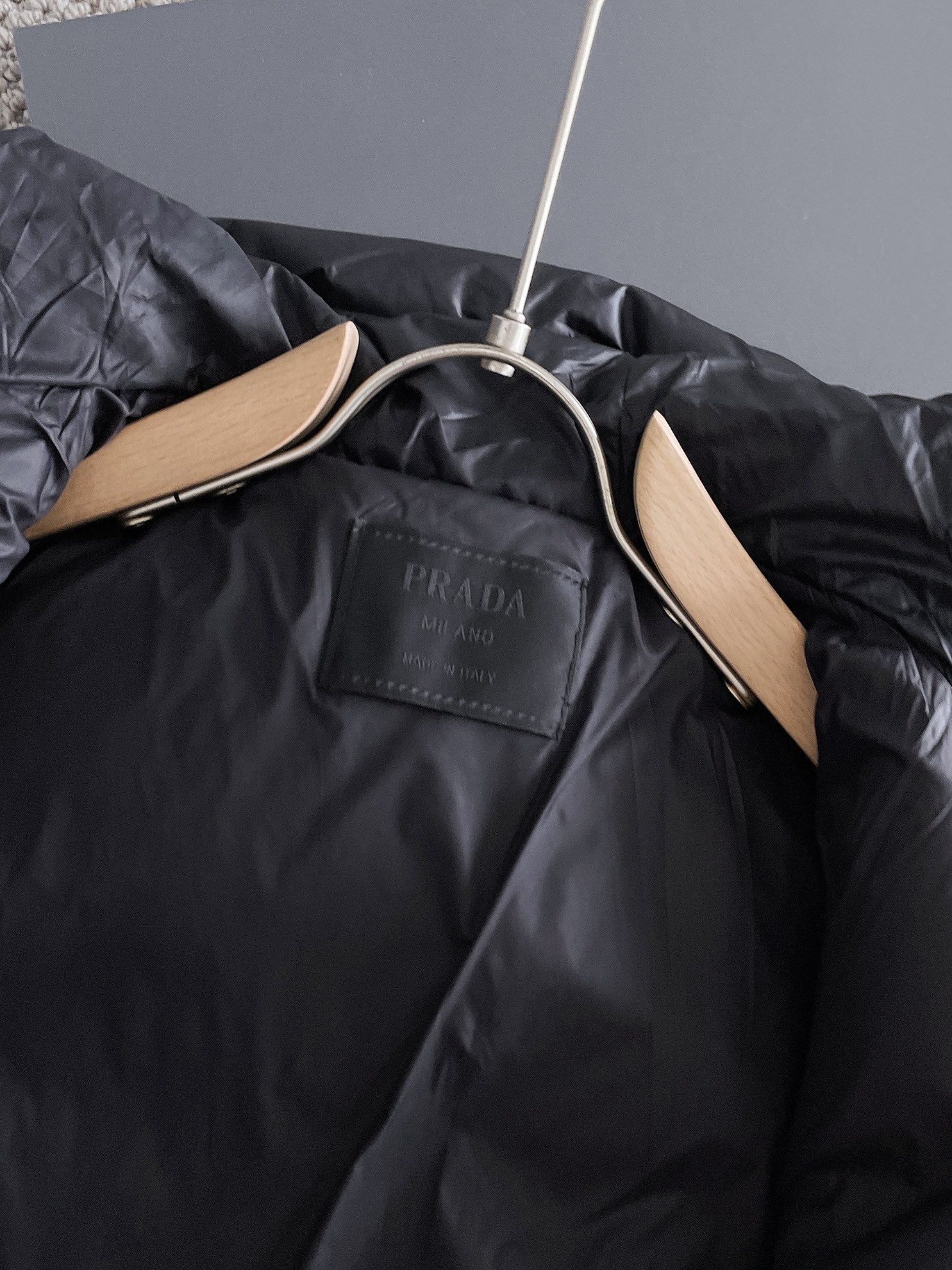 PRADA 2024 FW Premium Goose Down Jacket | Colorblock Design | Unisex | M–3XL