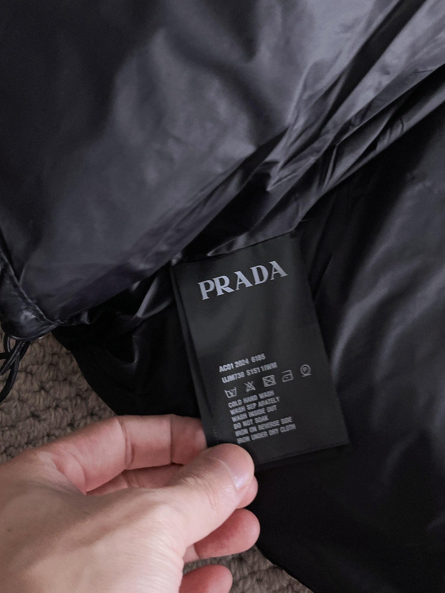 PRADA 2024 FW Premium Goose Down Jacket | Colorblock Design | Unisex | M–3XL