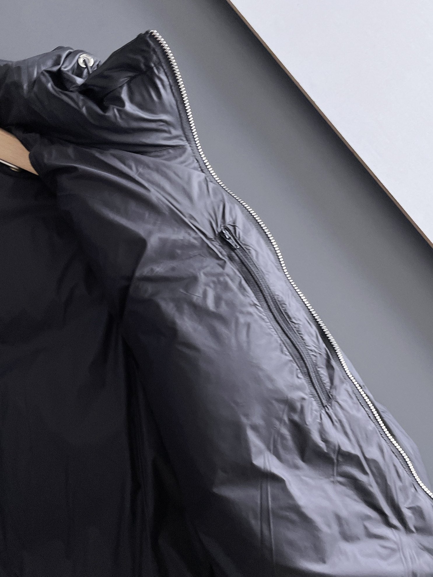 PRADA 2024 FW Premium Goose Down Jacket | Colorblock Design | Unisex | M–3XL