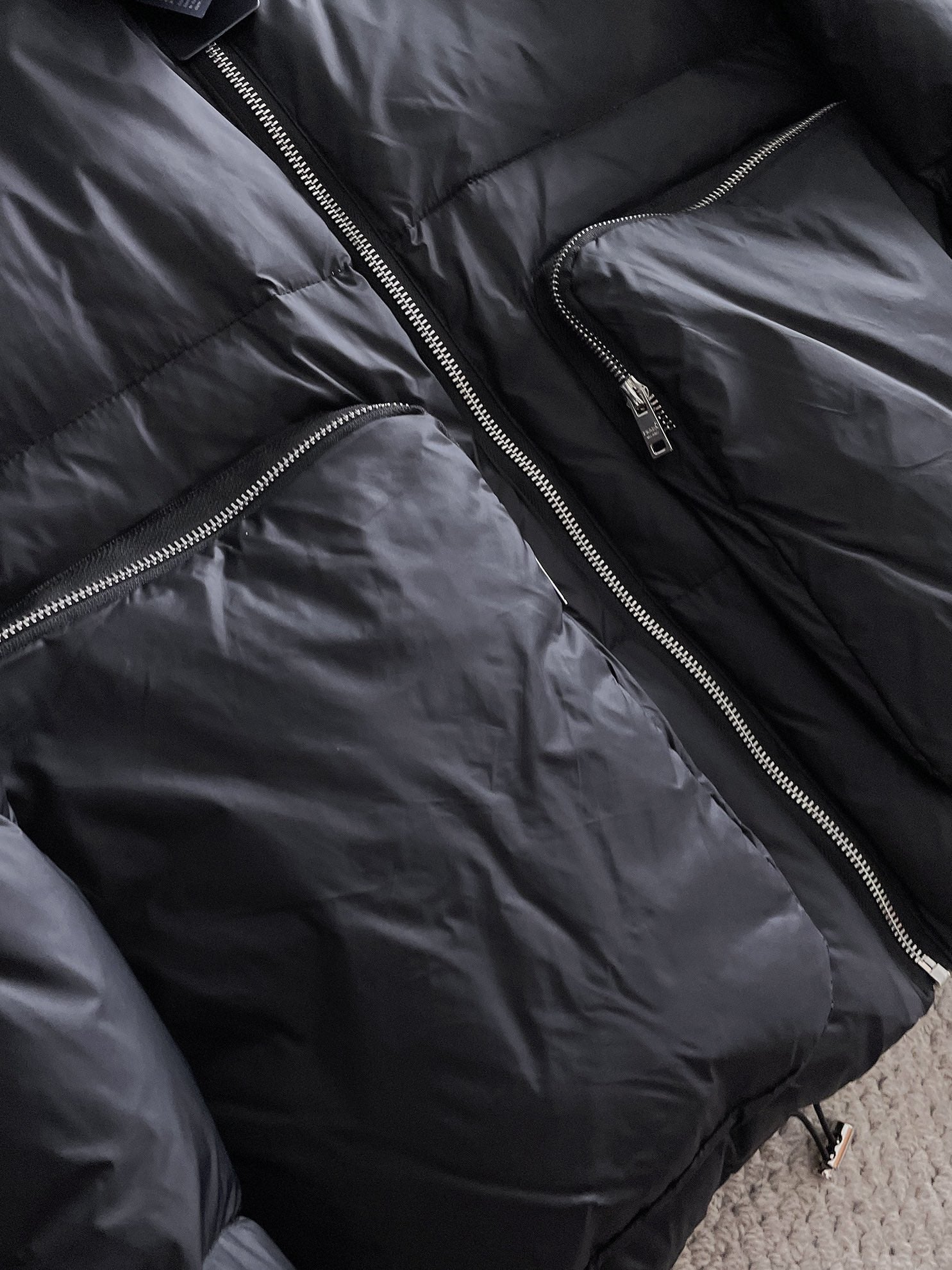 PRADA 2024 FW Premium Goose Down Jacket | Colorblock Design | Unisex | M–3XL