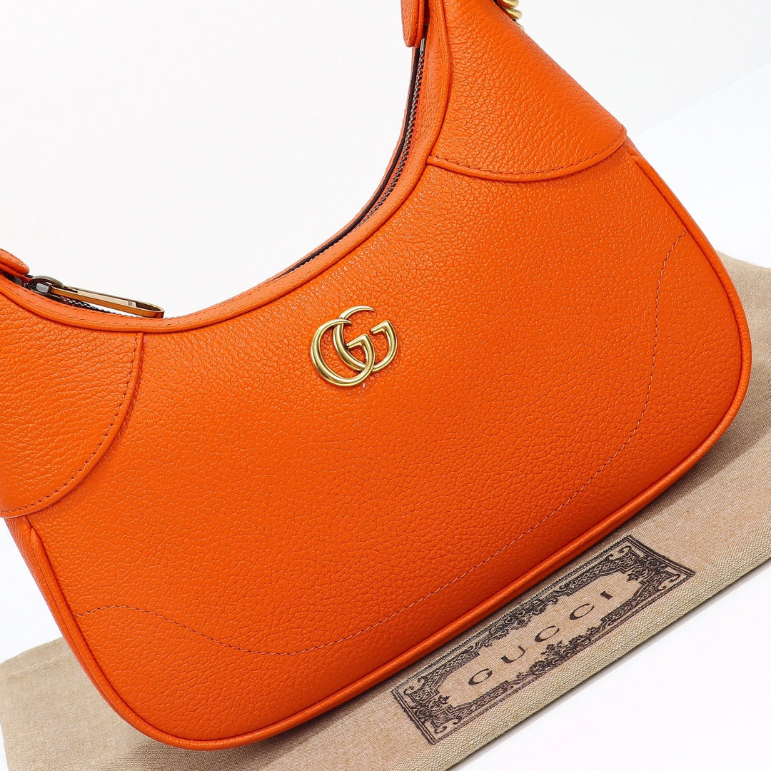GUCCI women's bags 32