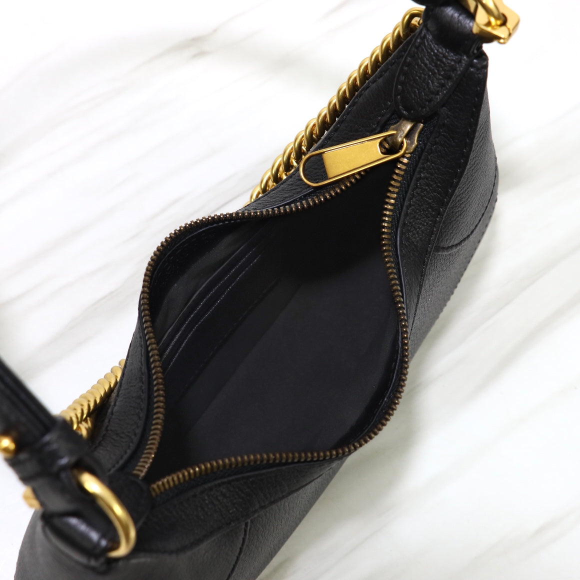 GUCCI women's bags 37
