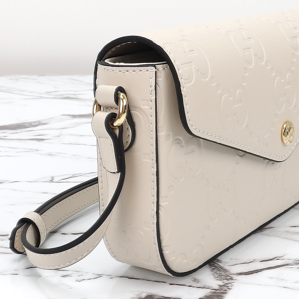 GUCCI women's bags 48
