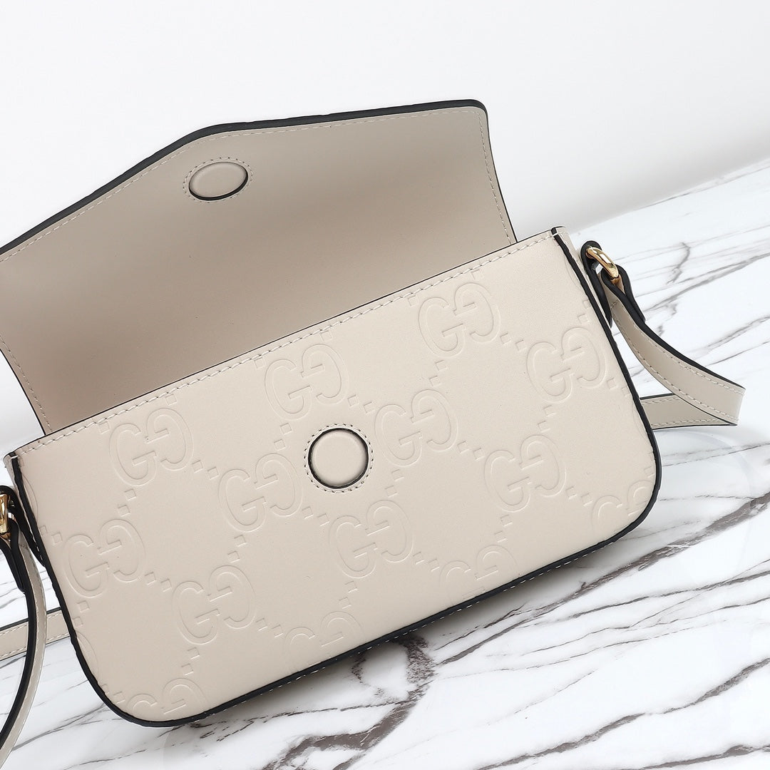 GUCCI women's bags 48