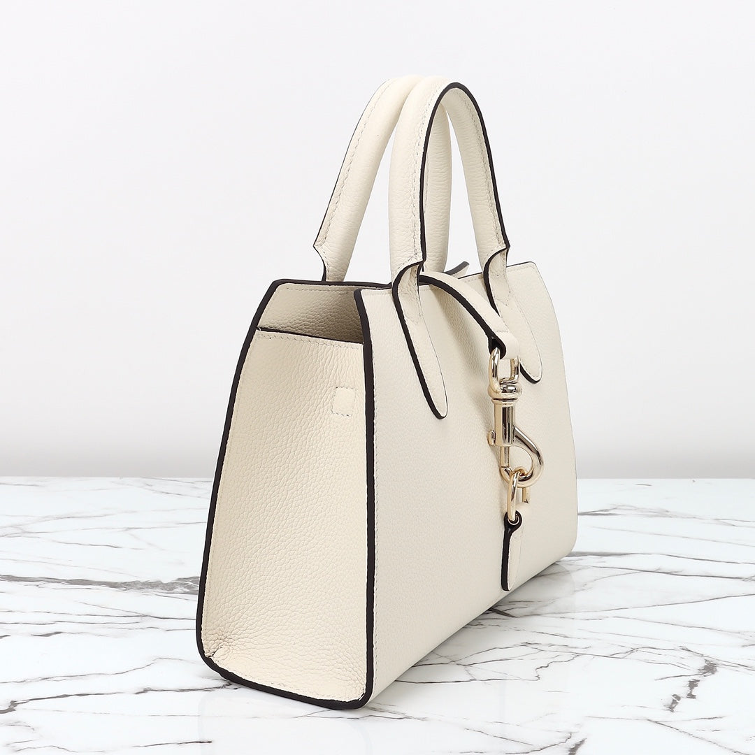 GUCCI women's bags 64