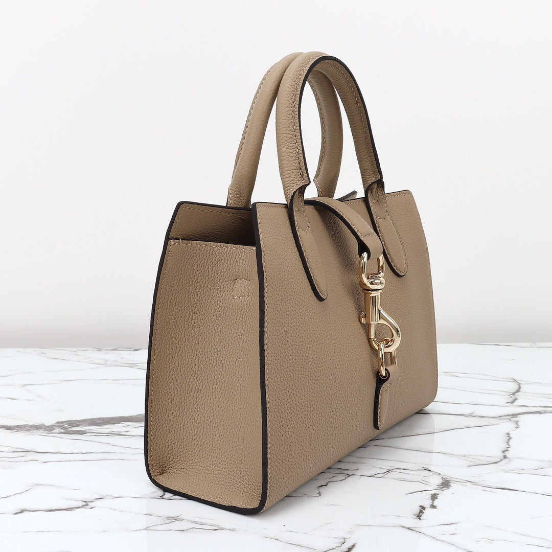 GUCCI women's bags 65