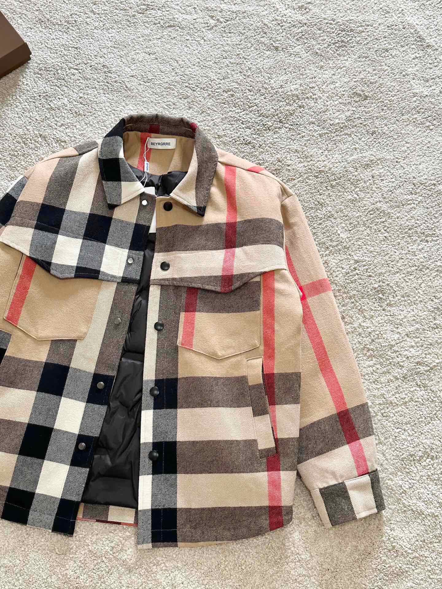 Burberry Premium Classic Check Down Jacket – 90% White Duck Down | S–XXL