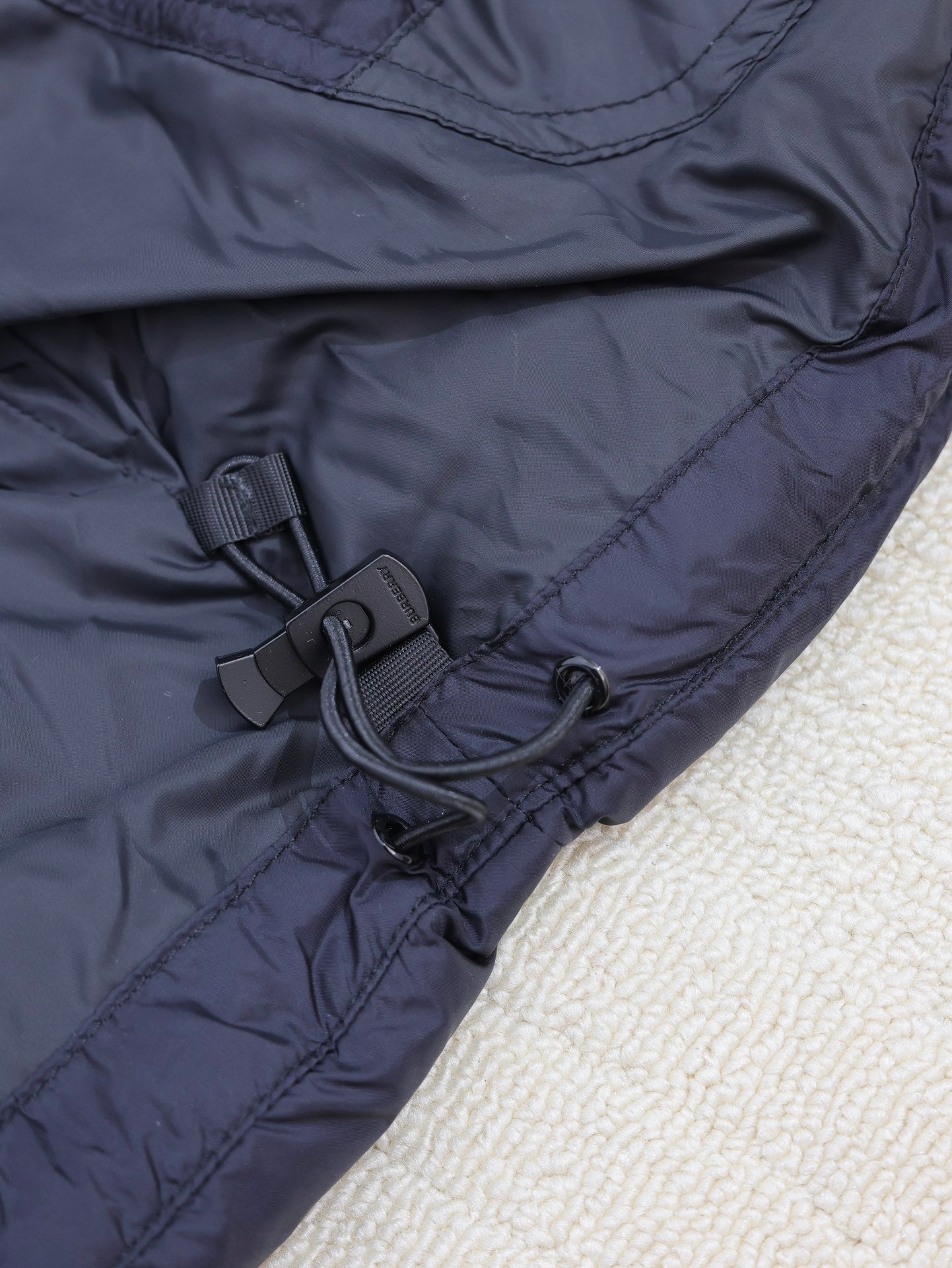 Burberry 2024 Couple’s Convertible Sleeve Down Jacket – Zhou Dongyu Popular Edition | XS–XL
