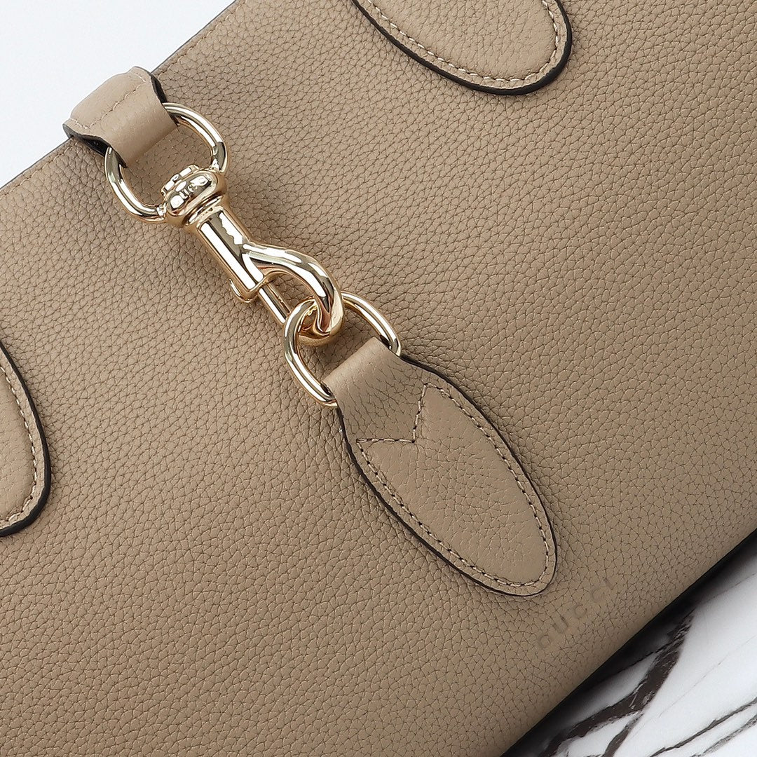 GUCCI women's bags 70