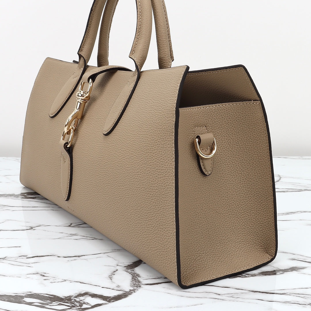 GUCCI women's bags 70