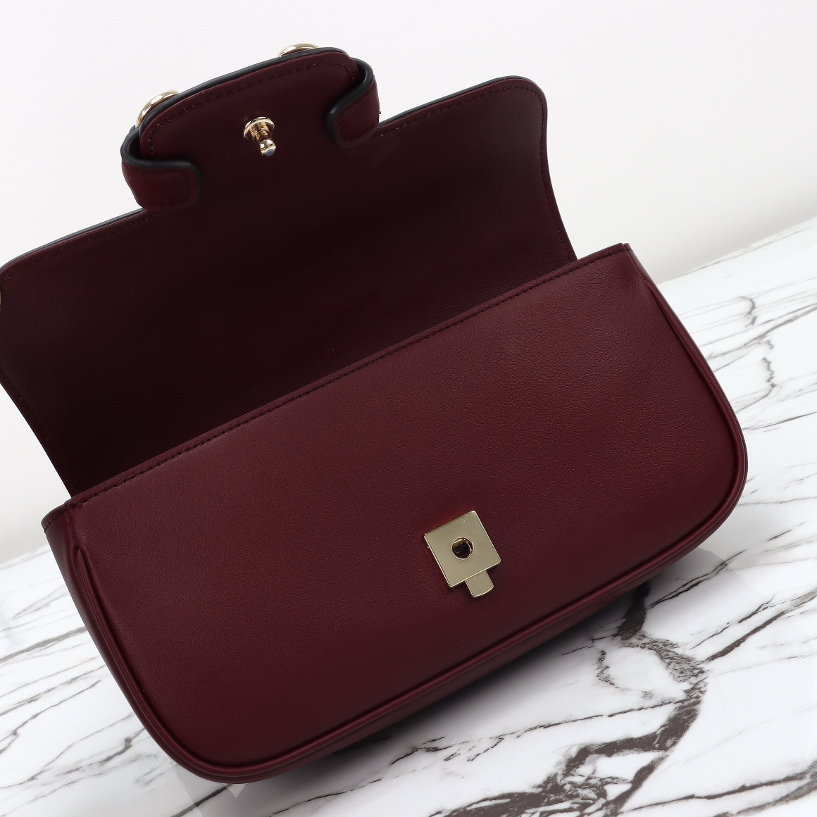 GUCCI women's bags 84