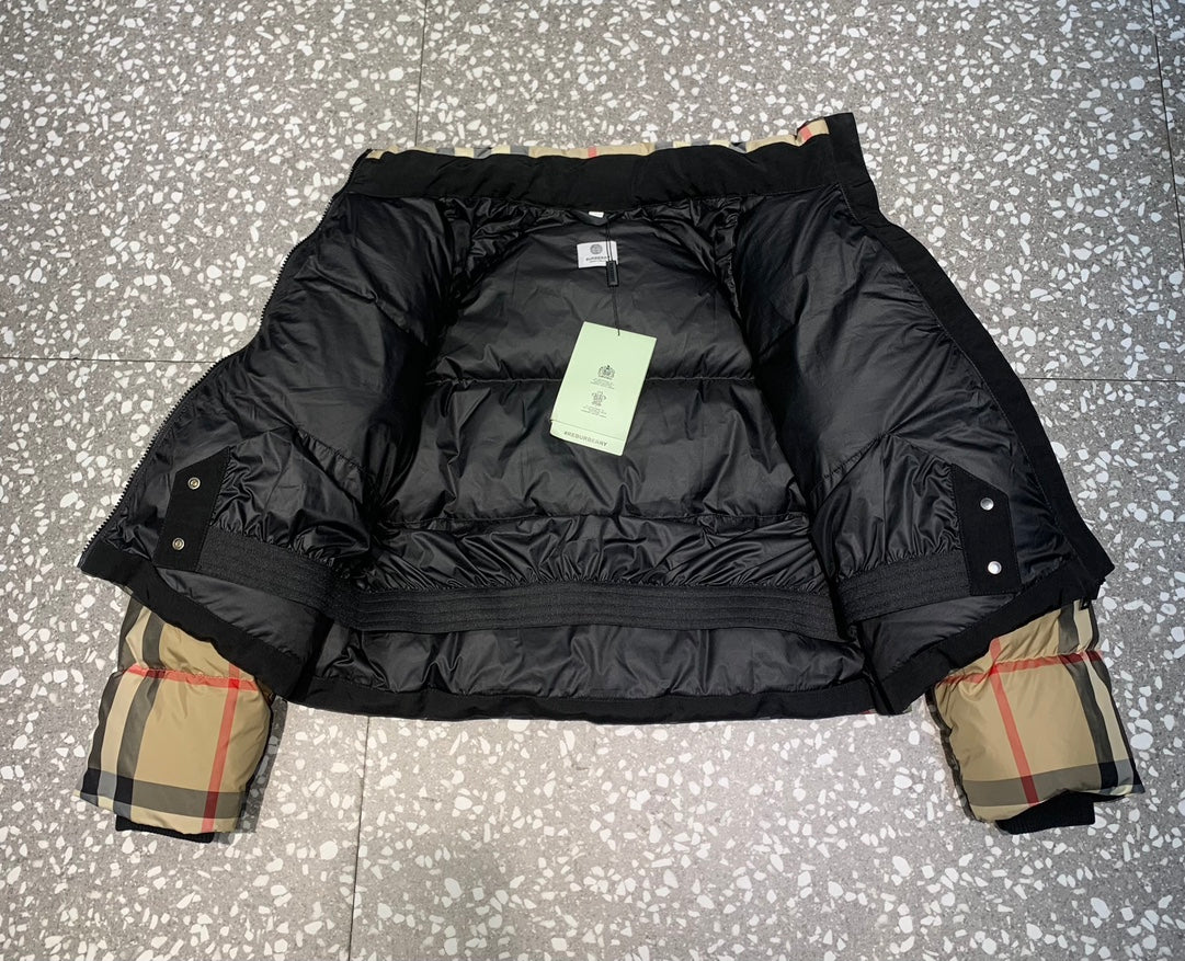 Burberry BBR 2024 Autumn/Winter Plaid Down Jacket – Women’s S–M–L
