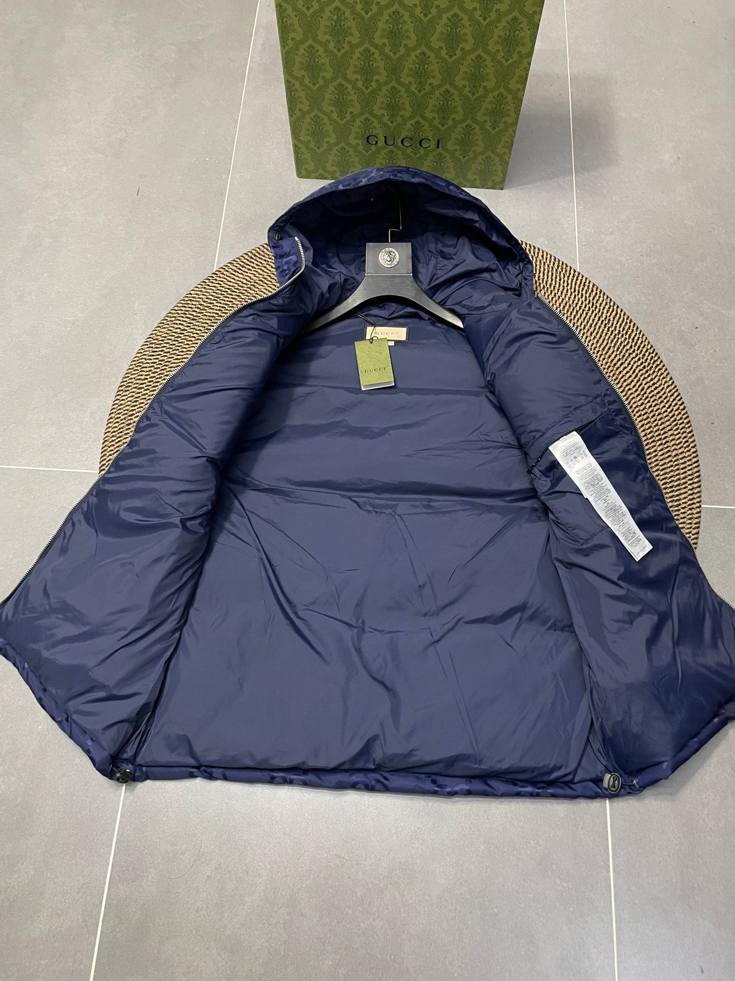 GUCCI FW New GG Monogram Hooded Down Vest – Unisex | Sizes 42–50