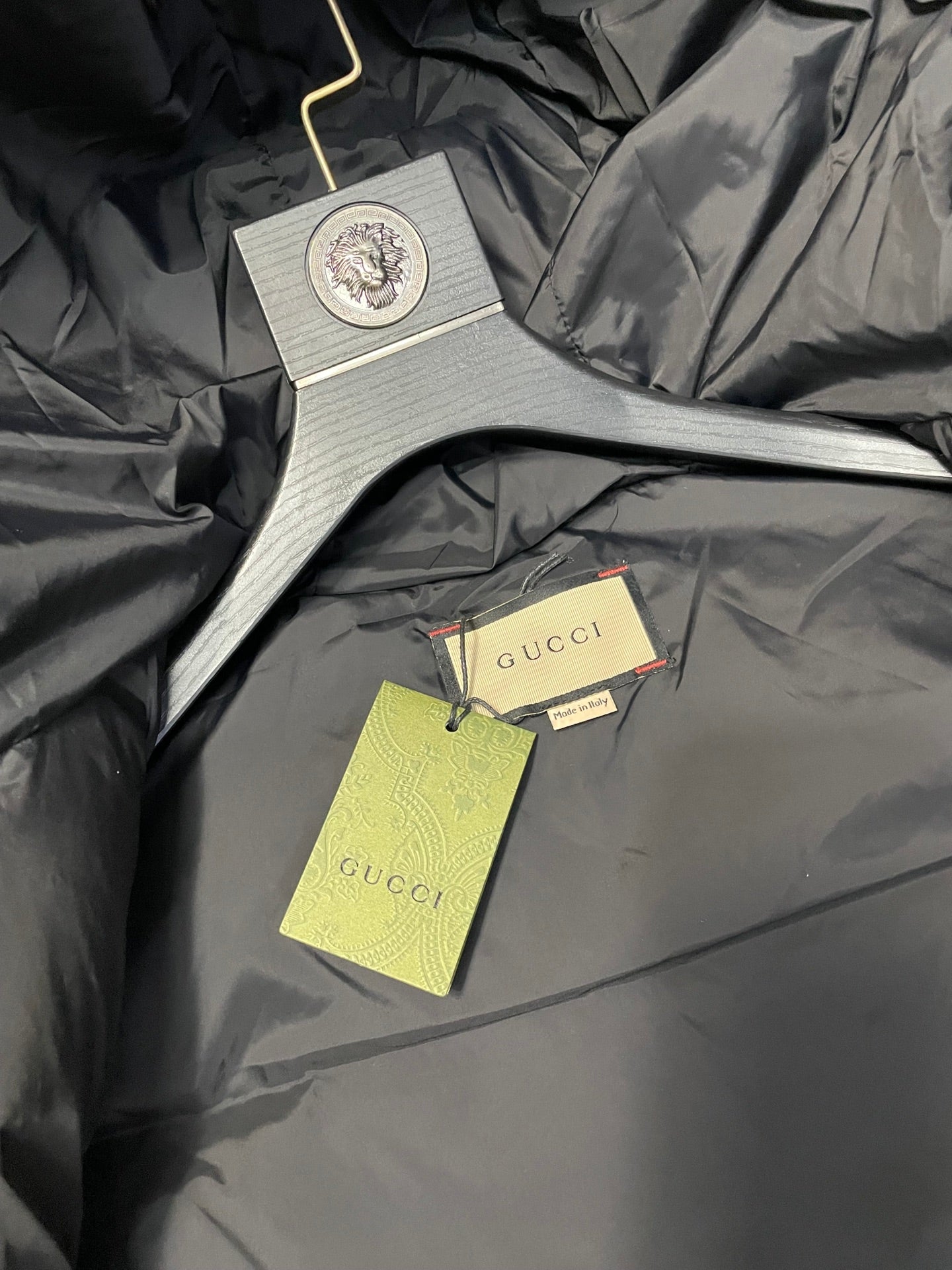 GUCCI FW New GG Monogram Hooded Down Vest – Unisex | Sizes 42–50