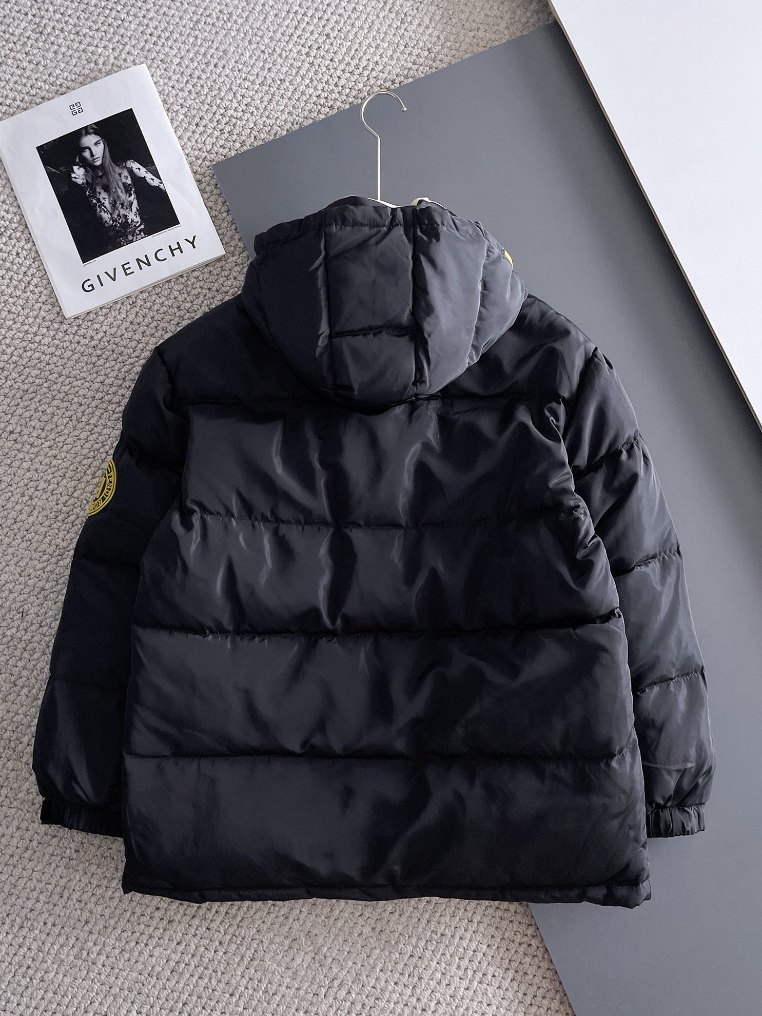 FENDI 2024 FW Luxury Down Jacket | Unisex | Size M–3XL