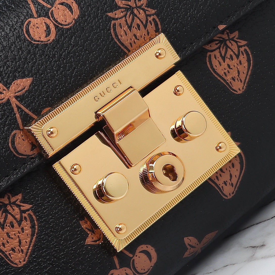 GUCCI women's bags 112