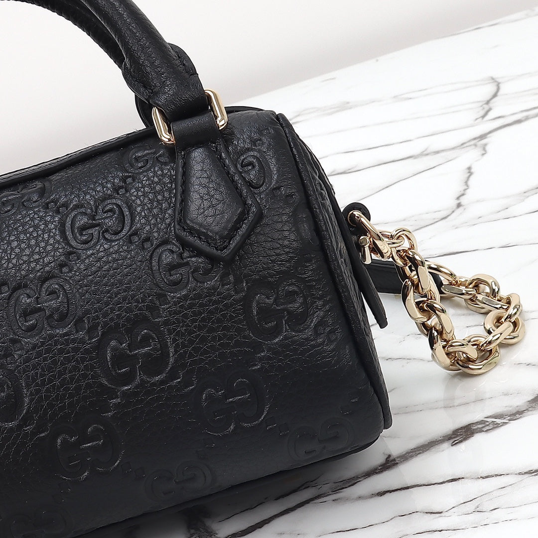 GUCCI women's bags 122