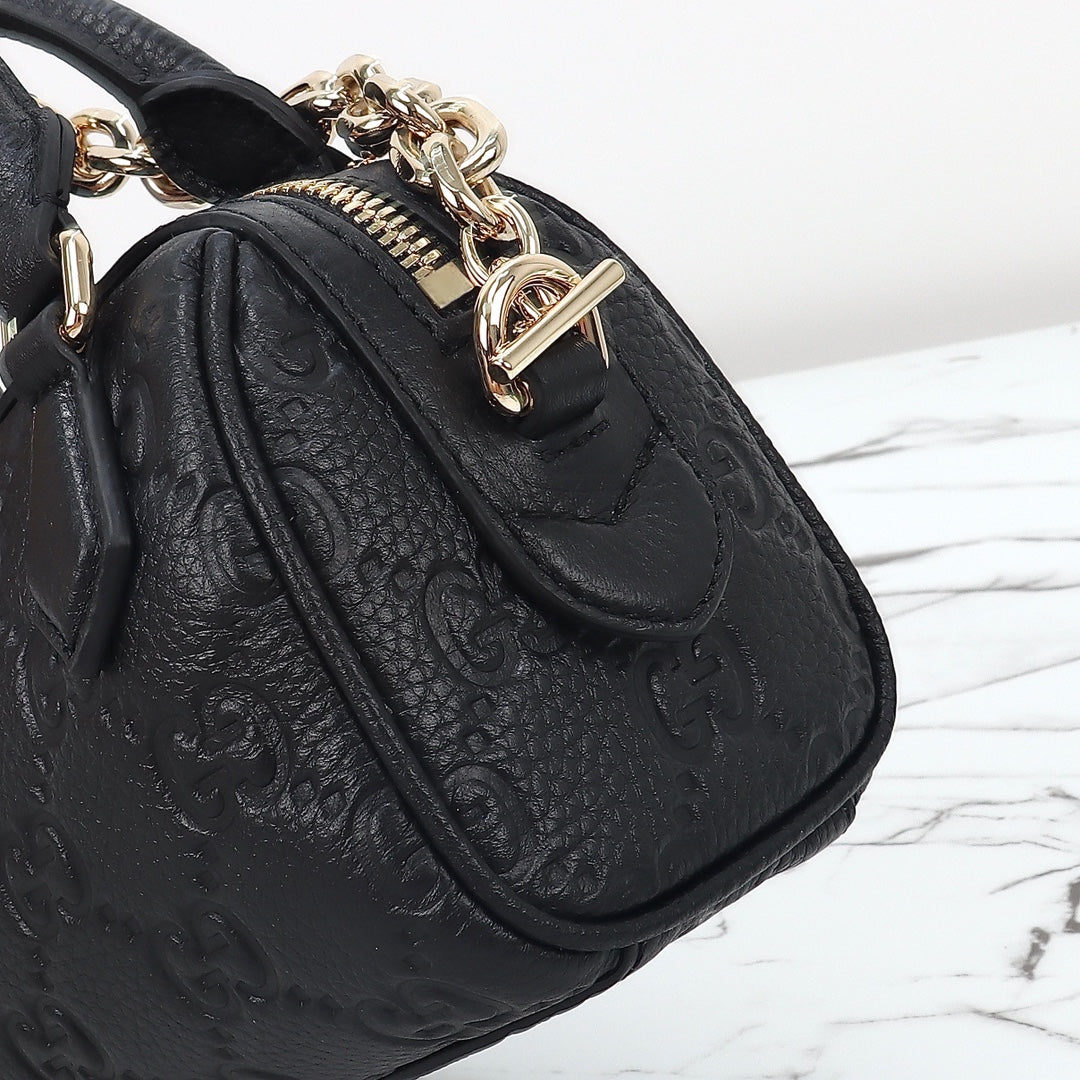 GUCCI women's bags 122