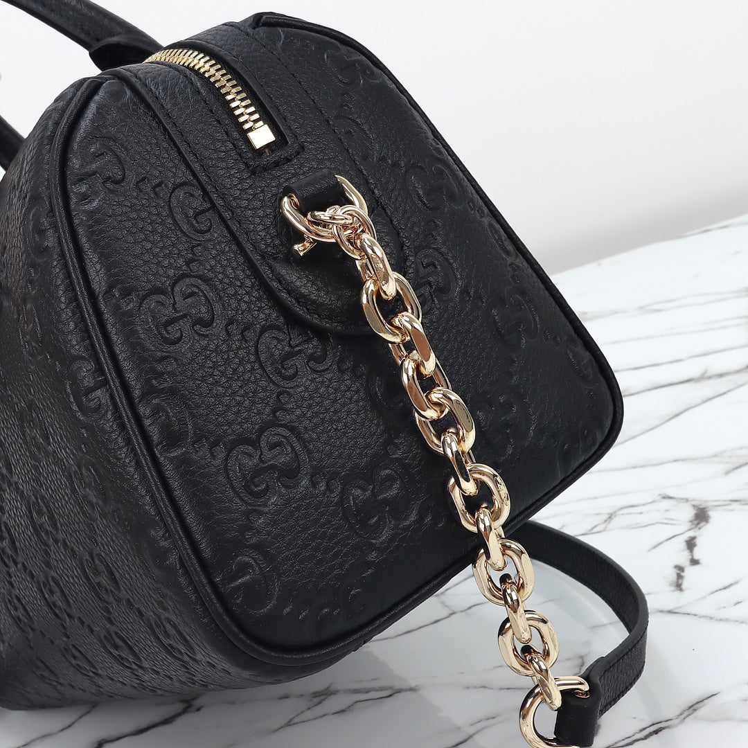 GUCCI women's bags 125