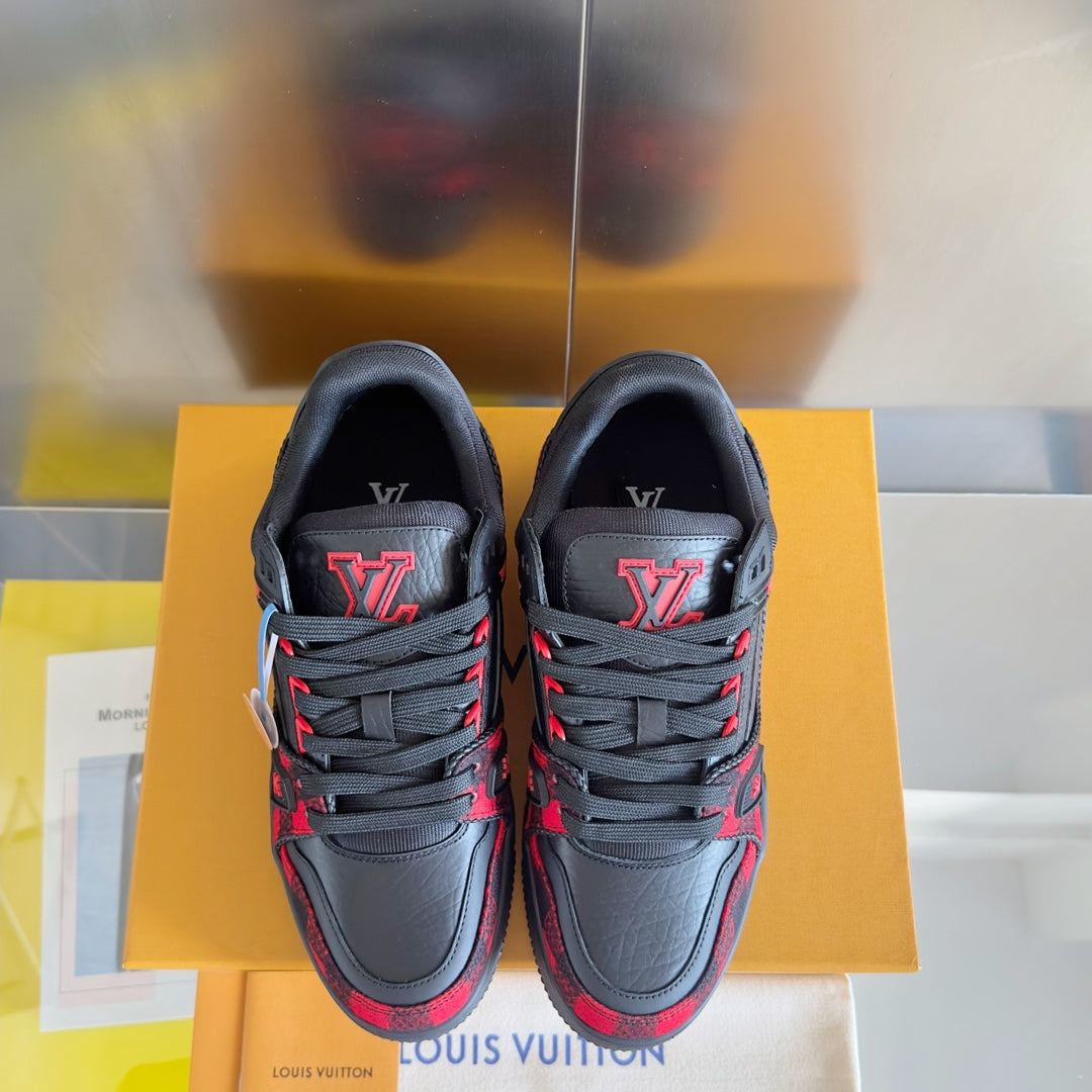 Louis Vuitton sneakers 02