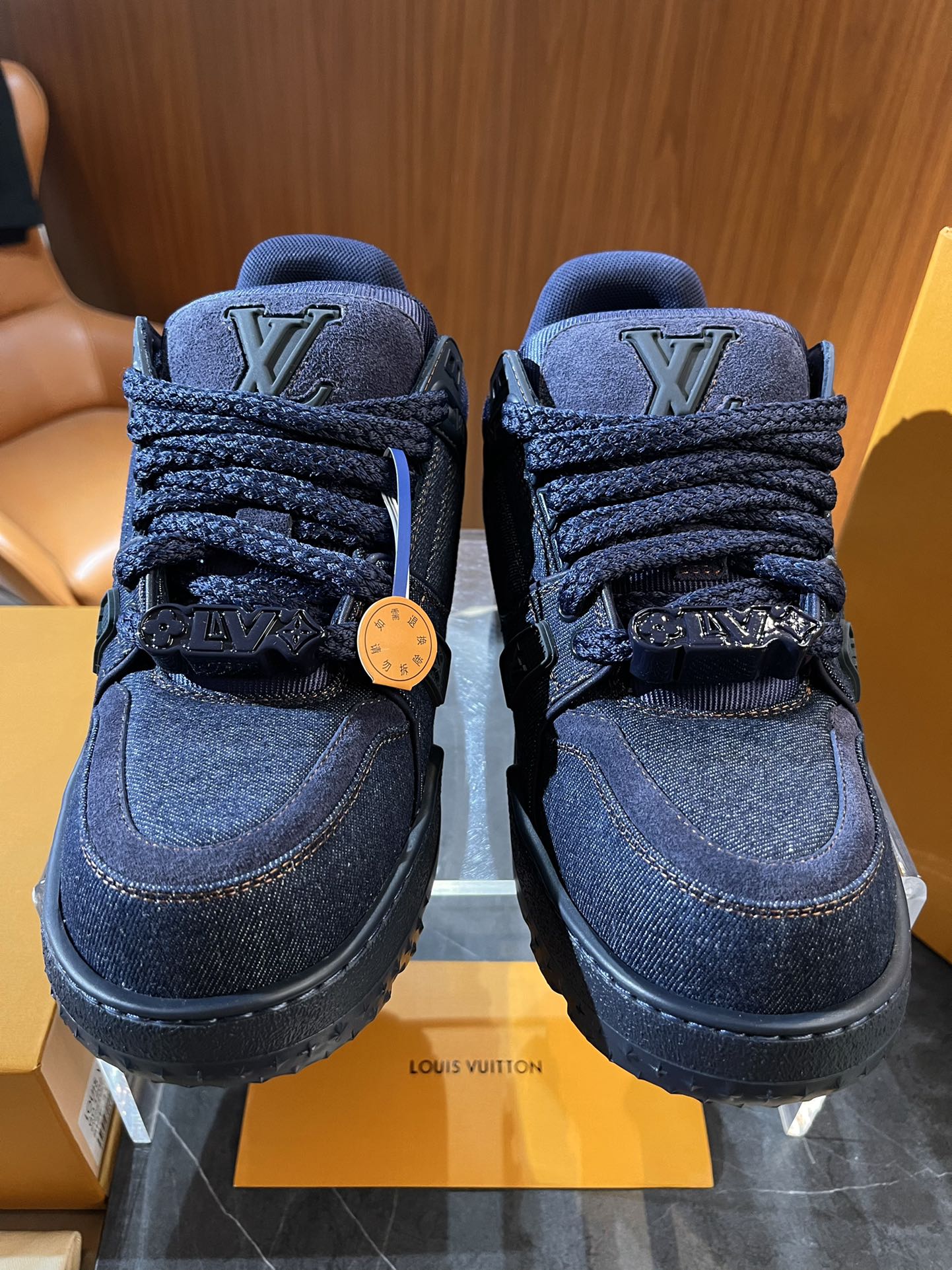 Louis Vuitton sneakers 07