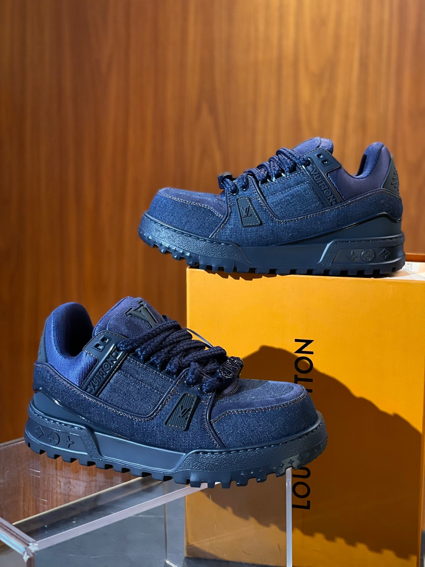 Louis Vuitton sneakers 07