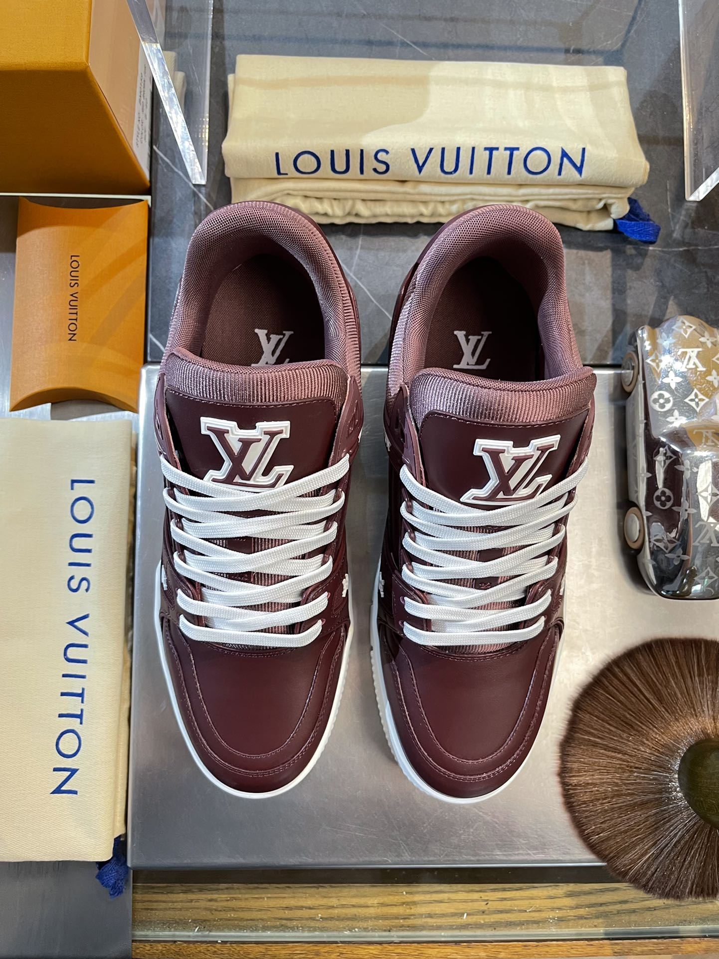 Louis Vuitton sneakers 08