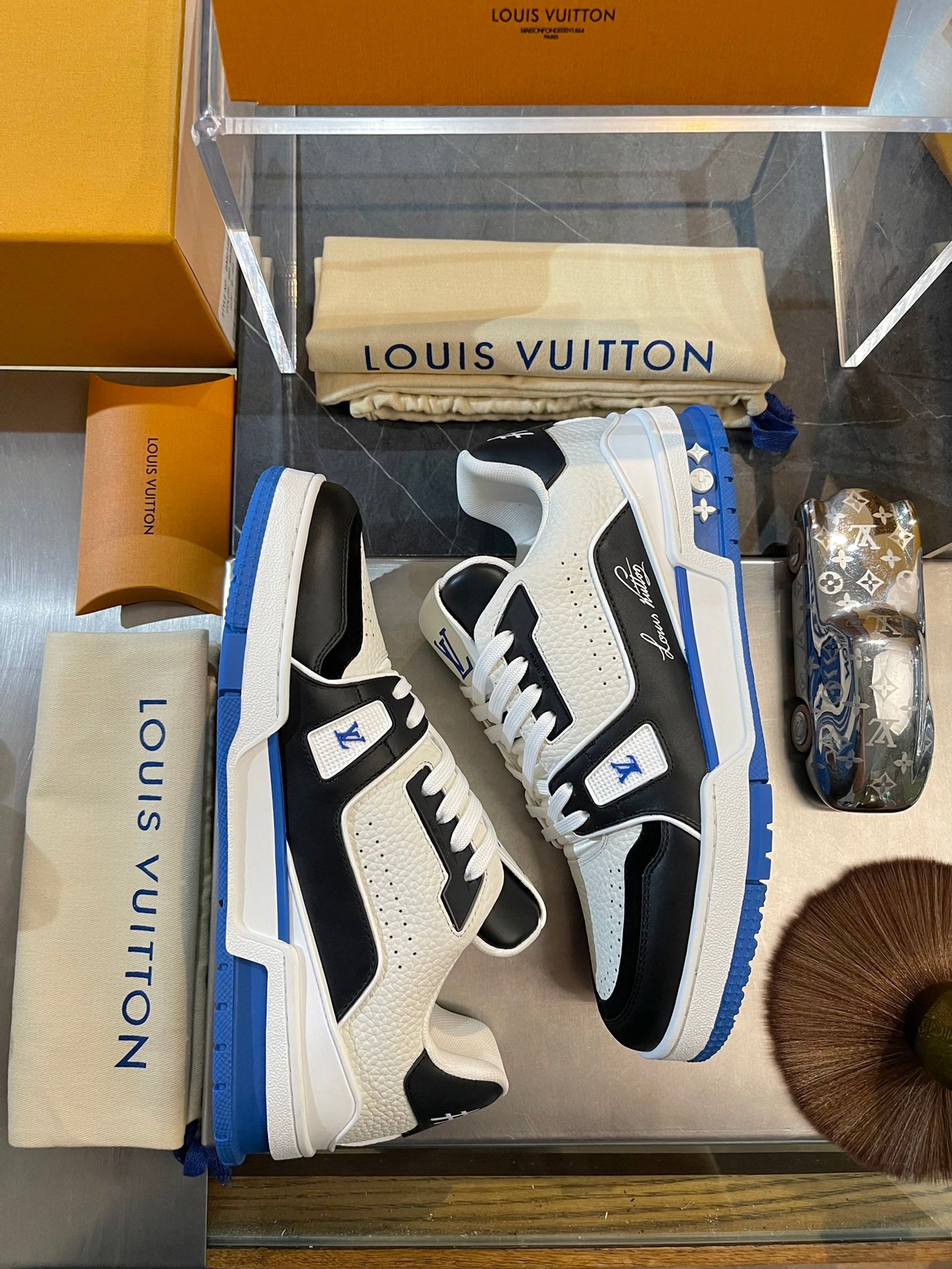 Louis Vuitton sneakers 10