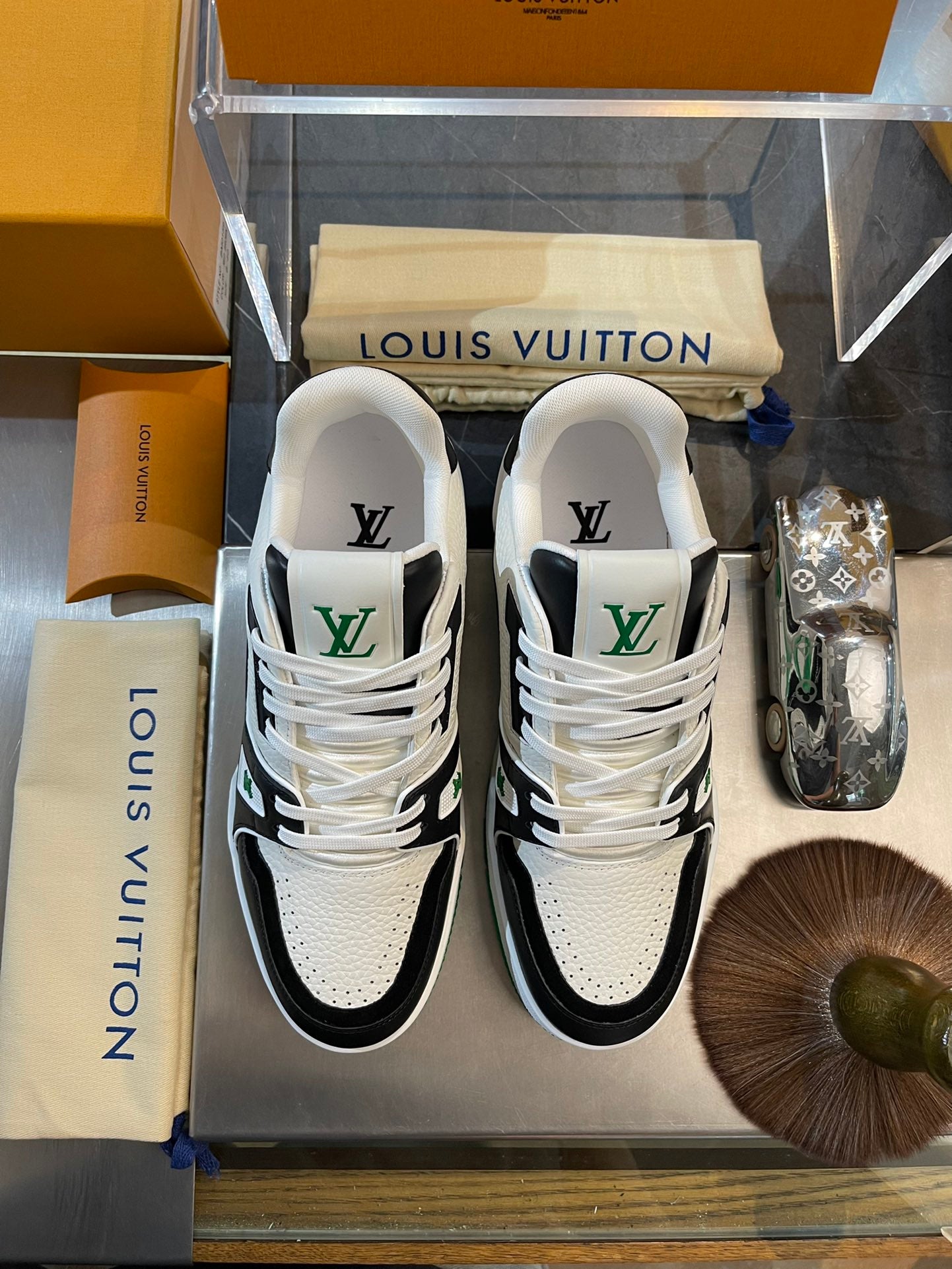 Louis Vuitton sneakers 10