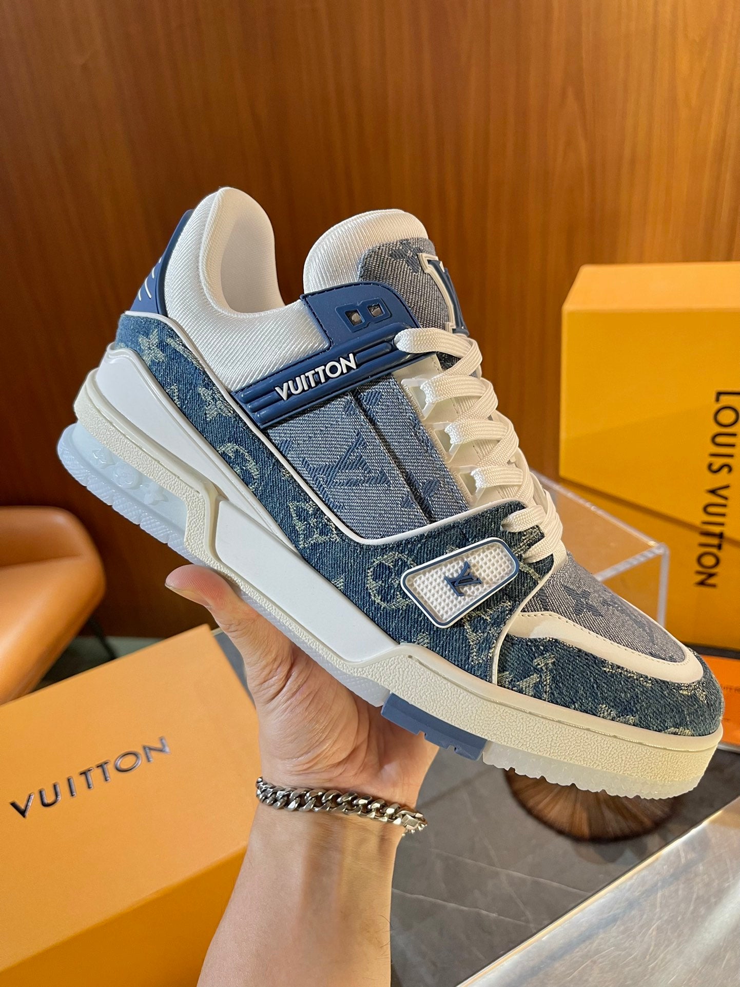 Louis Vuitton sneakers 12