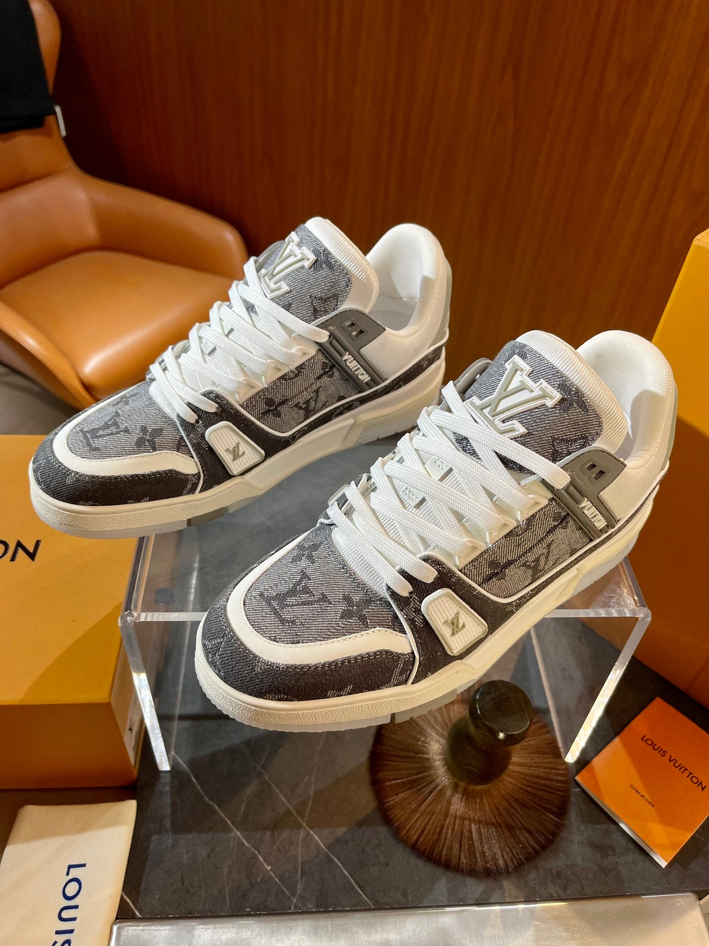 Louis Vuitton sneakers 12