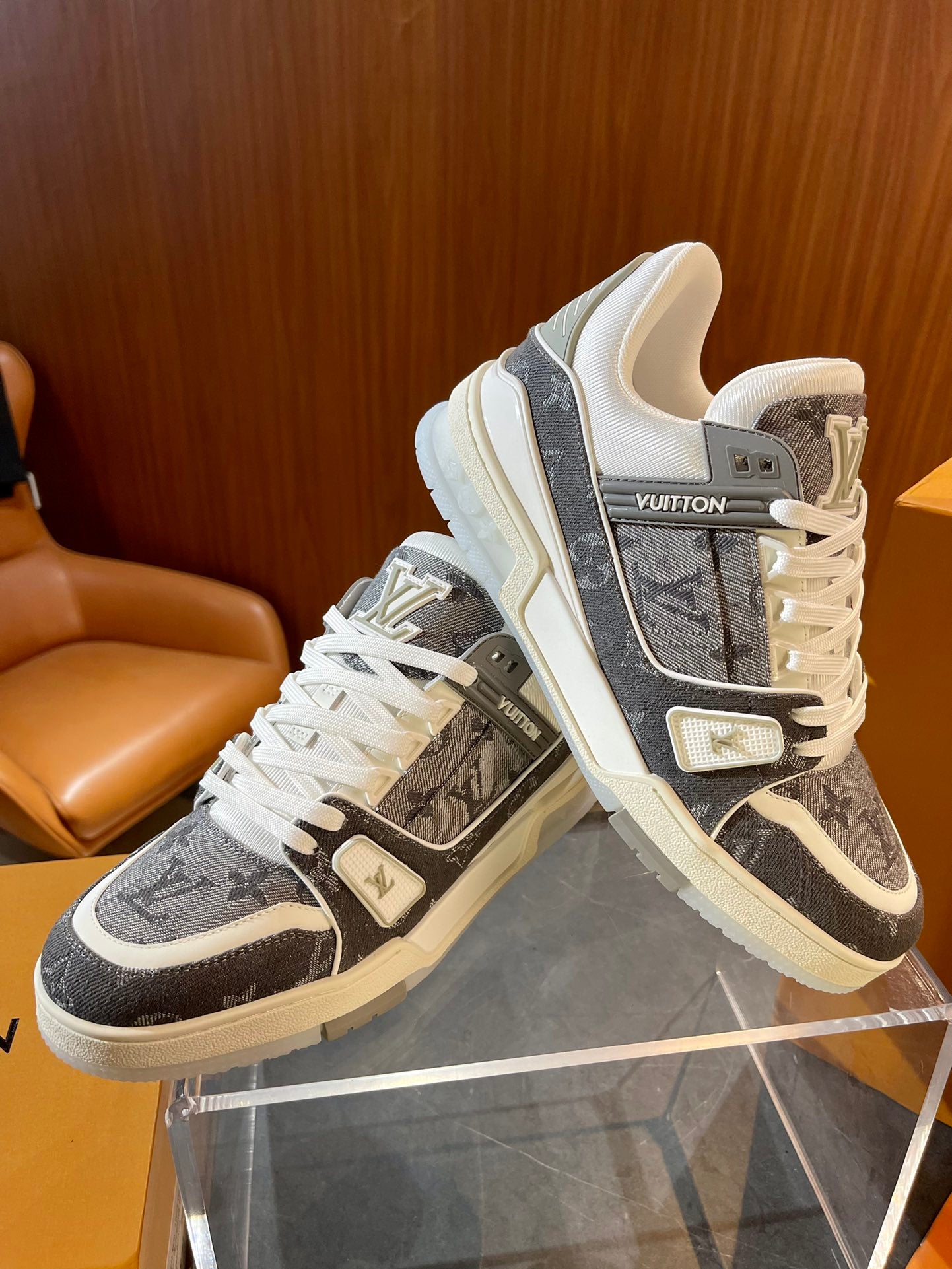 Louis Vuitton sneakers 12