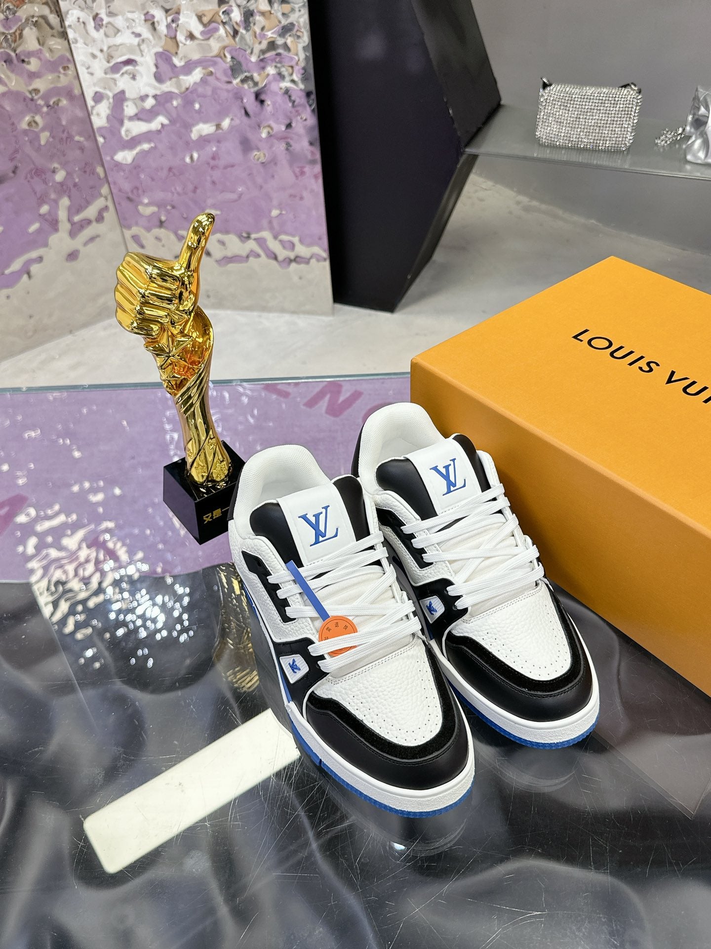 Louis Vuitton sneakers 14
