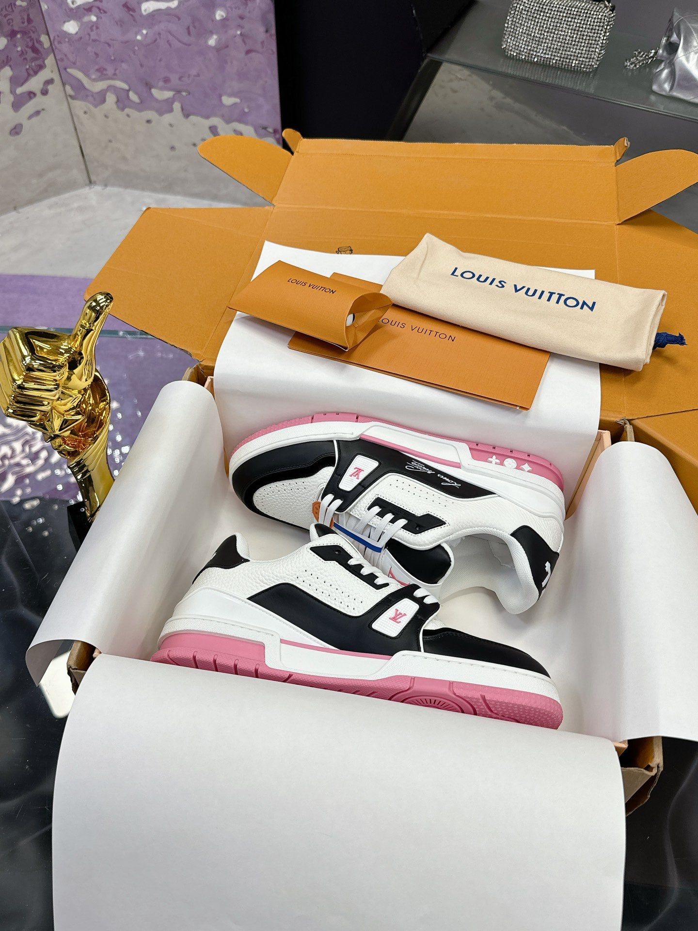 Louis Vuitton sneakers 16
