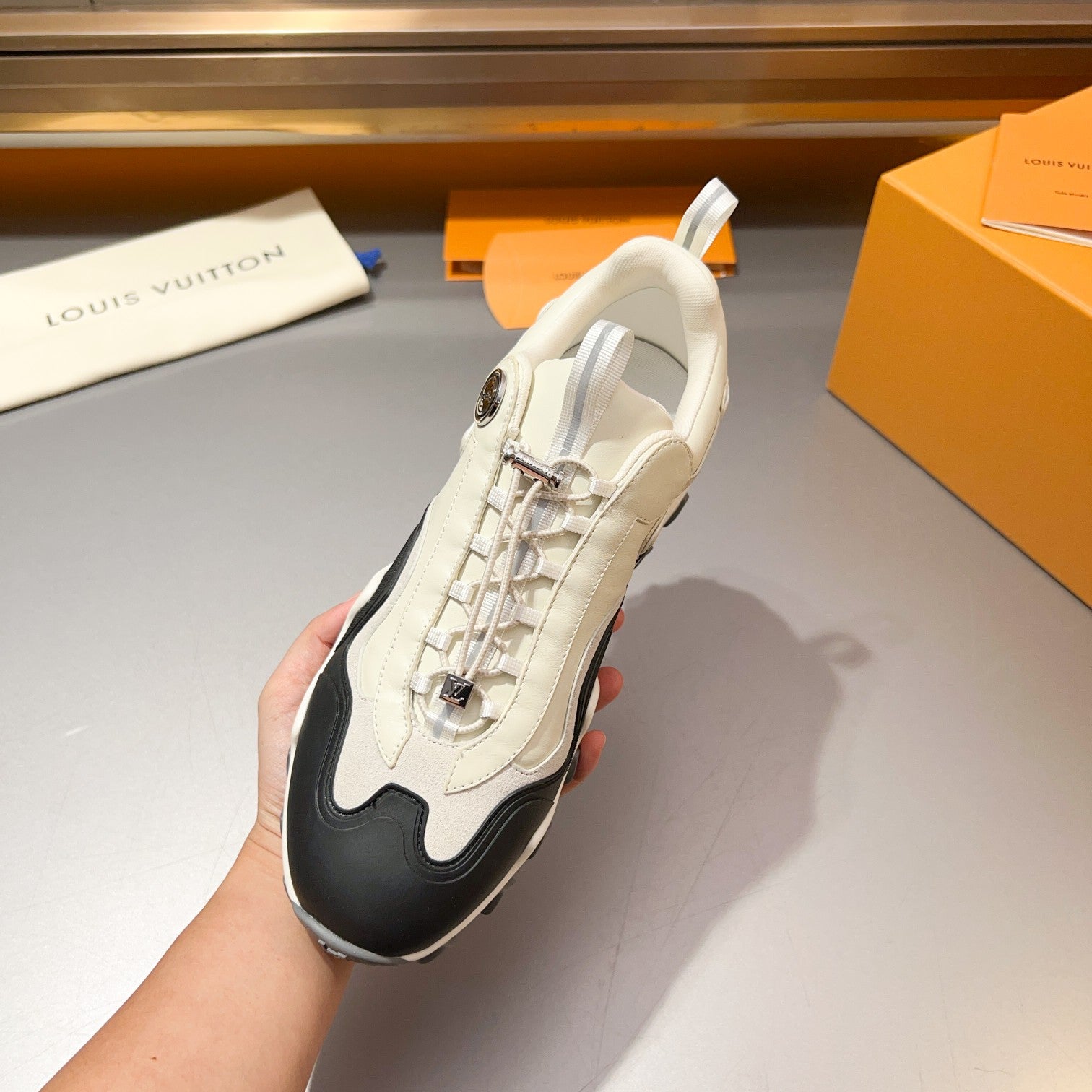 Louis Vuitton sneakers 19