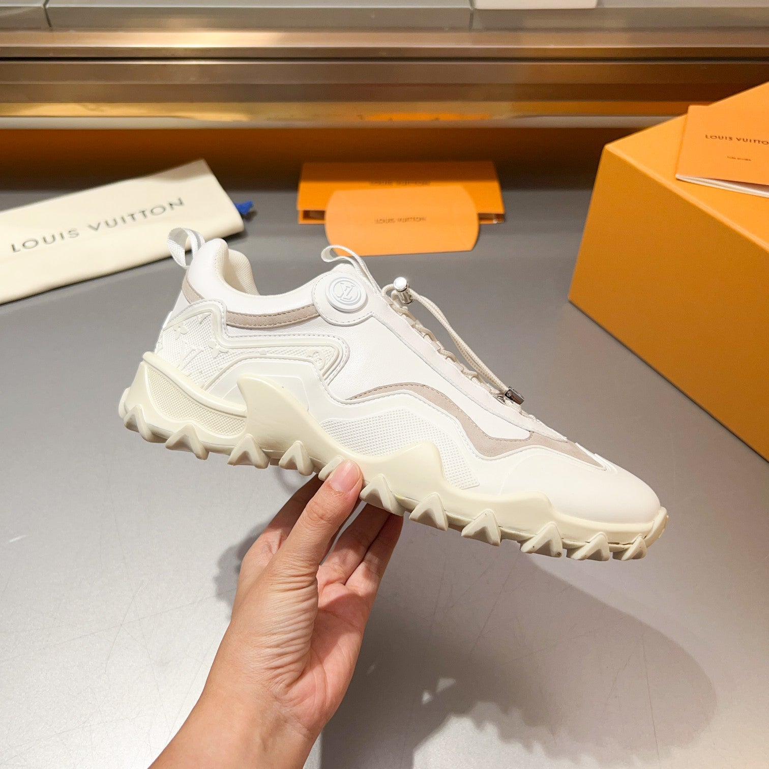 Louis Vuitton sneakers 20