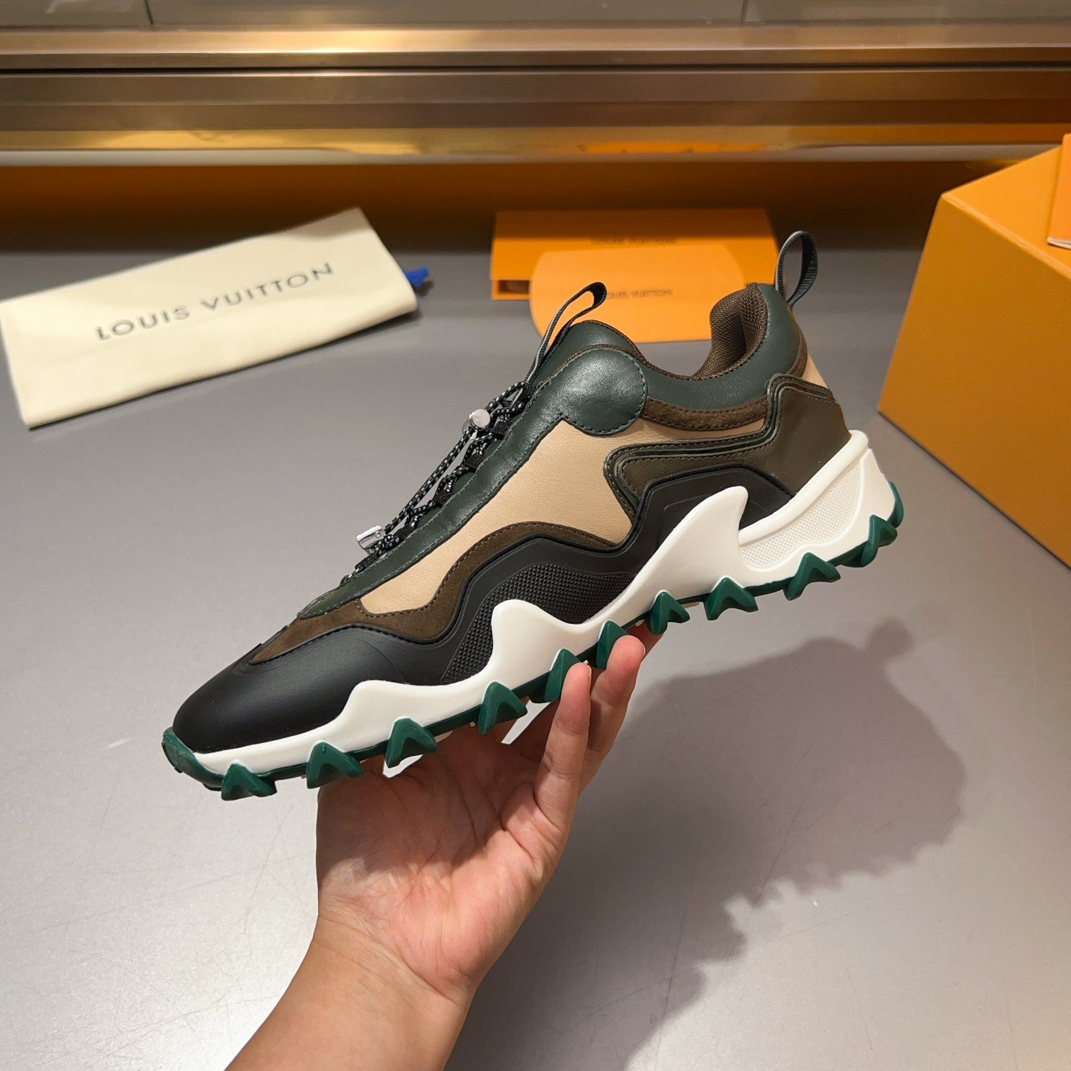 Louis Vuitton sneakers 21