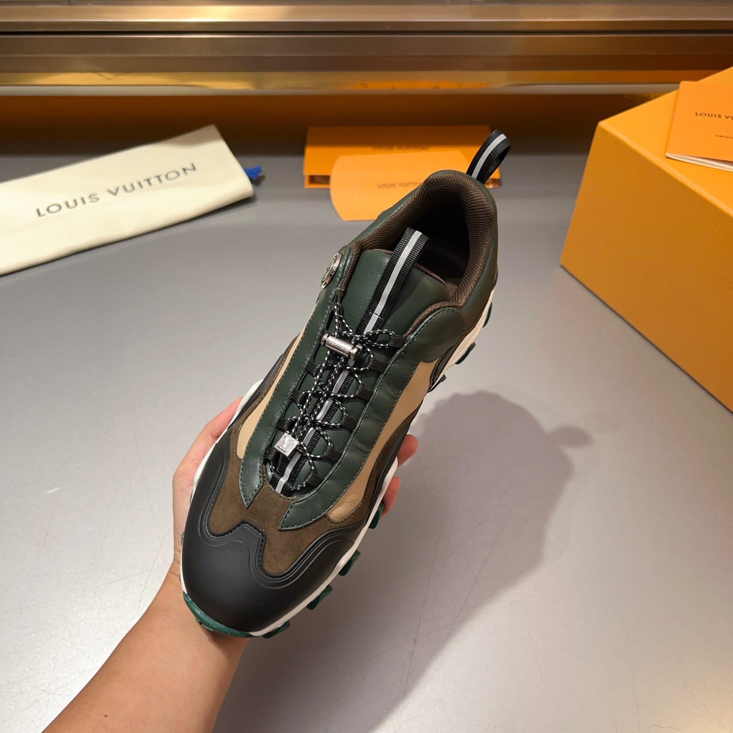 Louis Vuitton sneakers 21