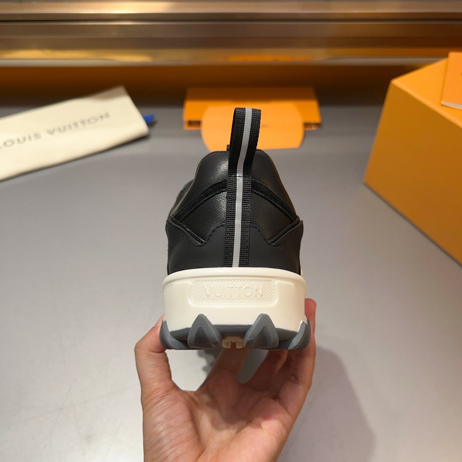 Louis Vuitton sneakers 22