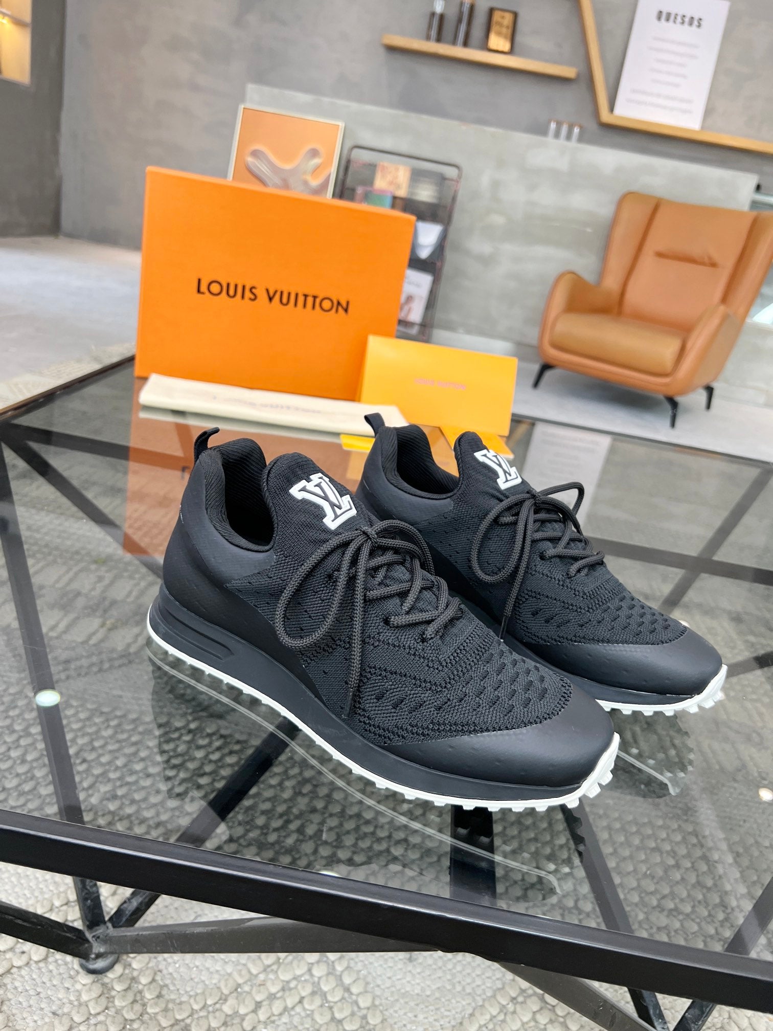 Louis Vuitton sneakers 24