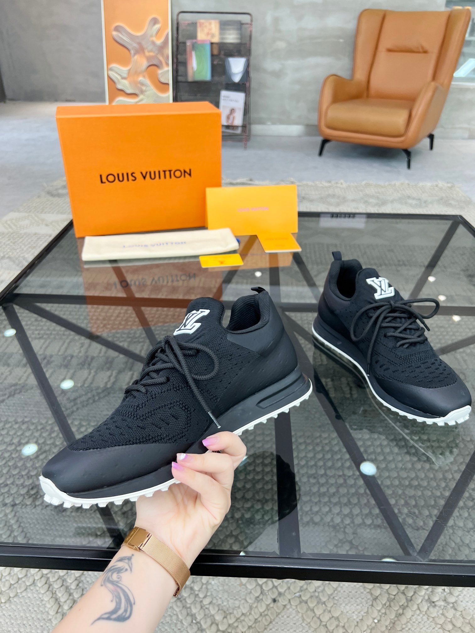 Louis Vuitton sneakers 24