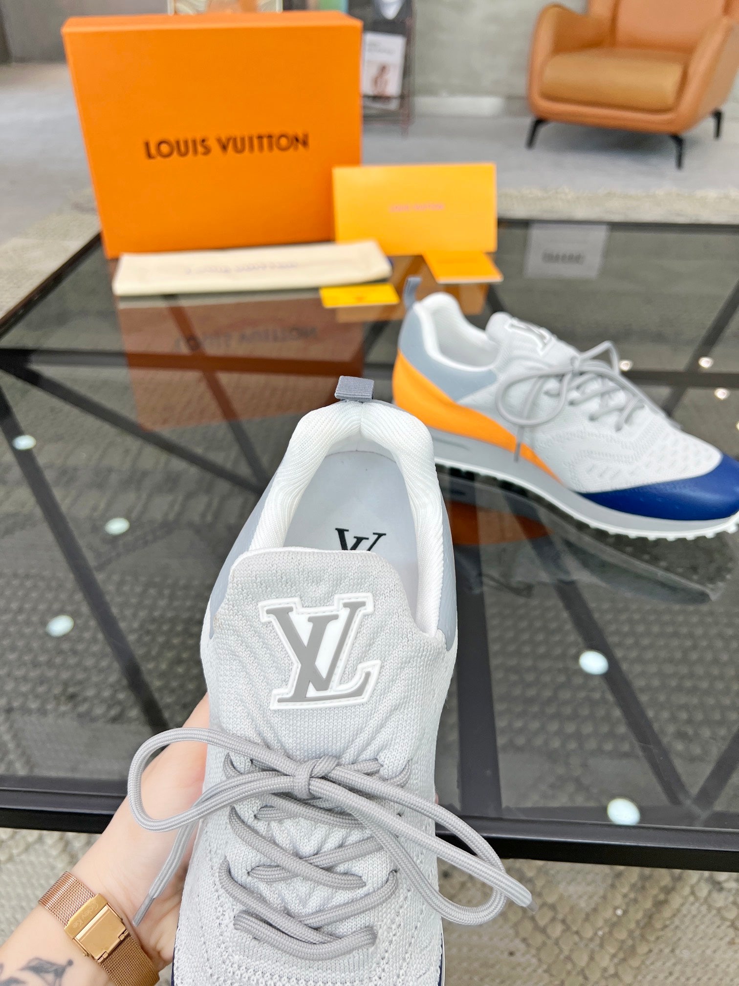 Louis Vuitton sneakers 25