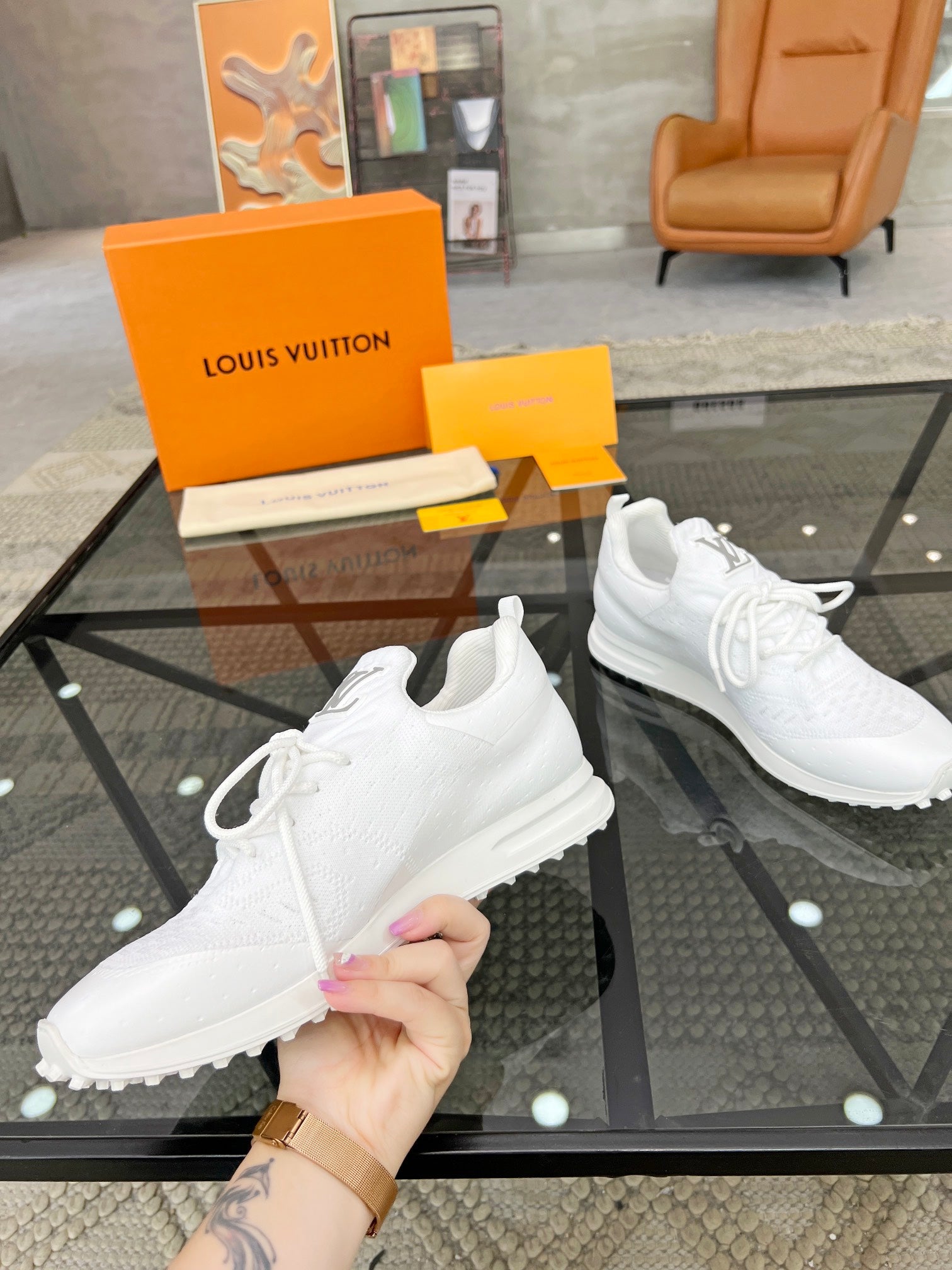 Louis Vuitton sneakers 26