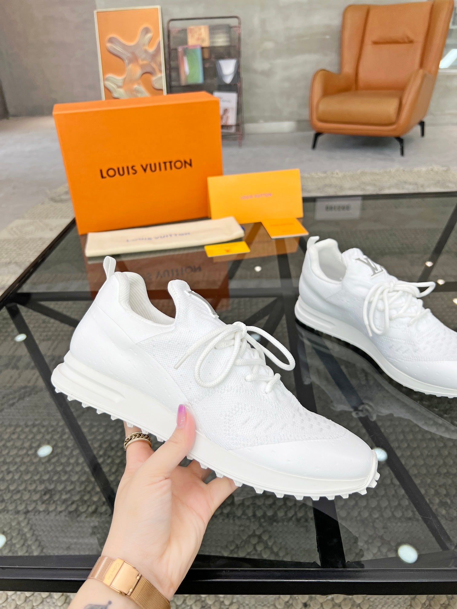 Louis Vuitton sneakers 26