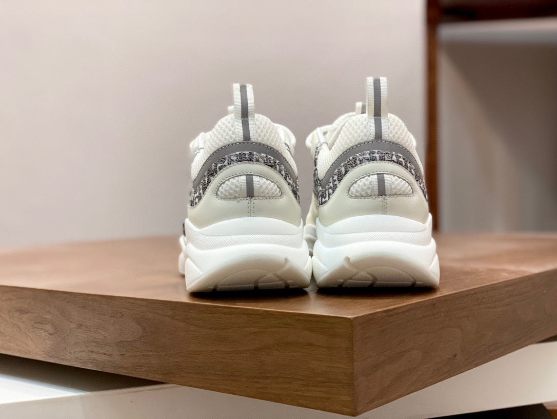 DIOR sneakers 03