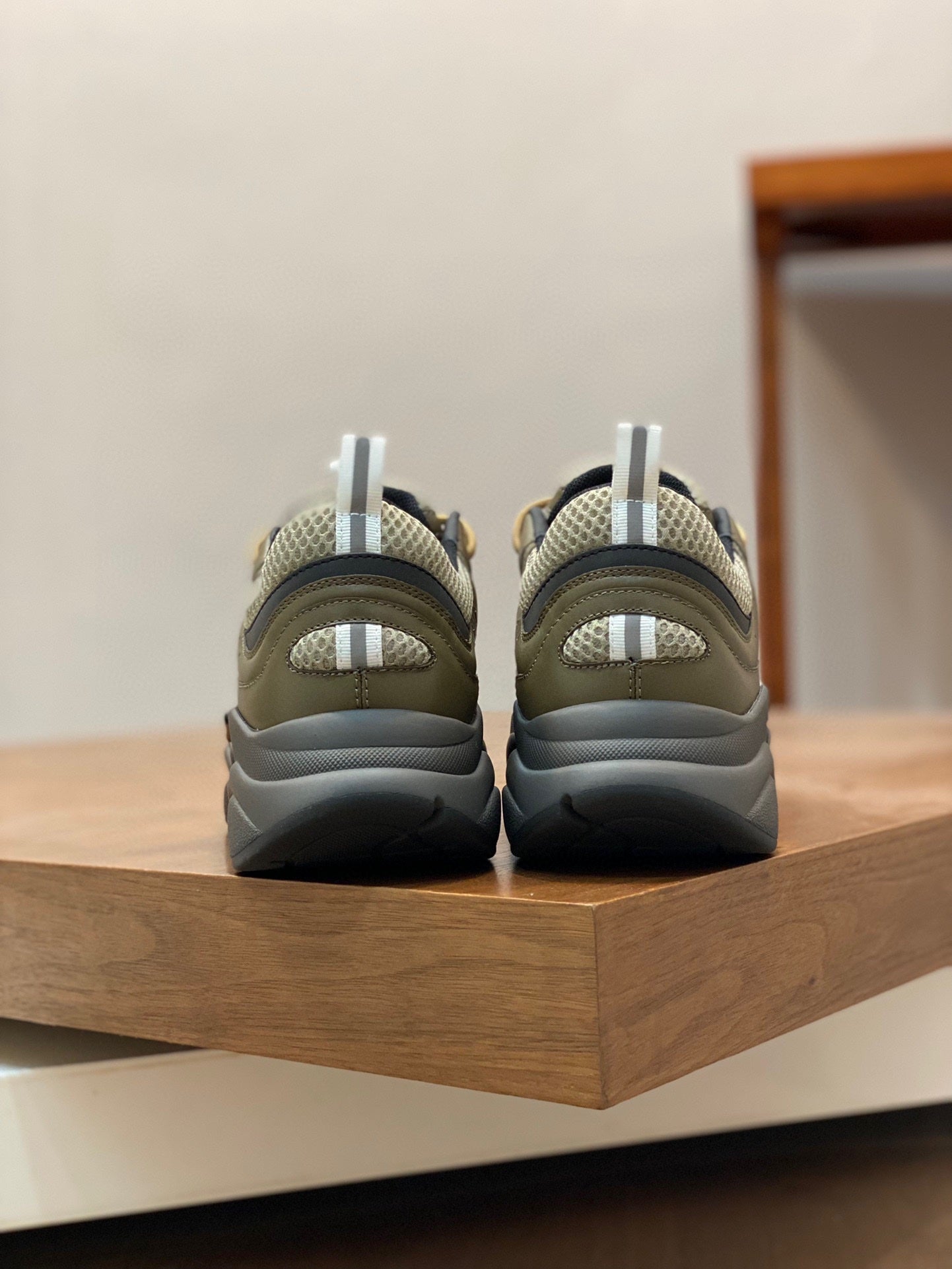 DIOR sneakers 05