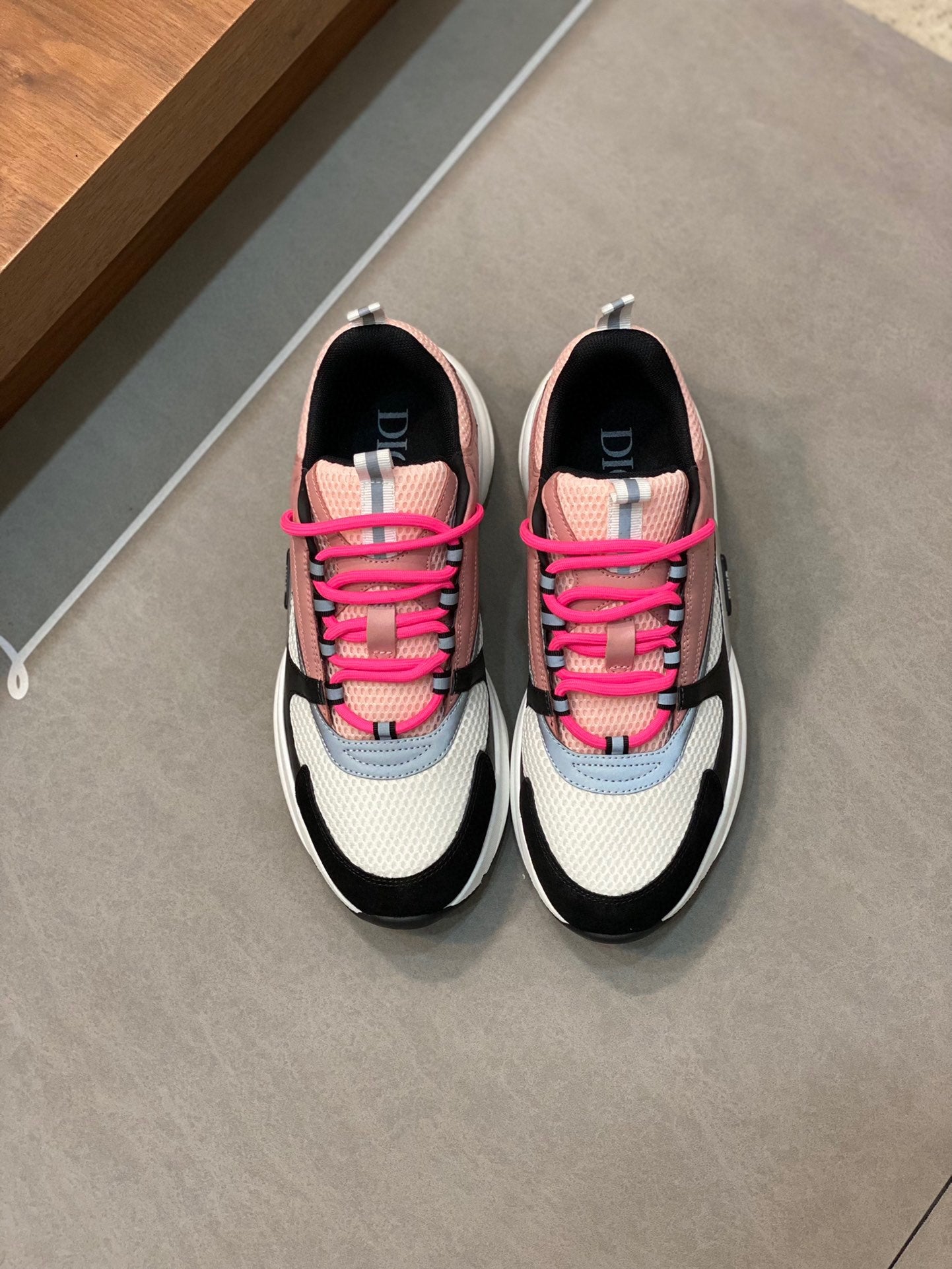 All sports shoes 06