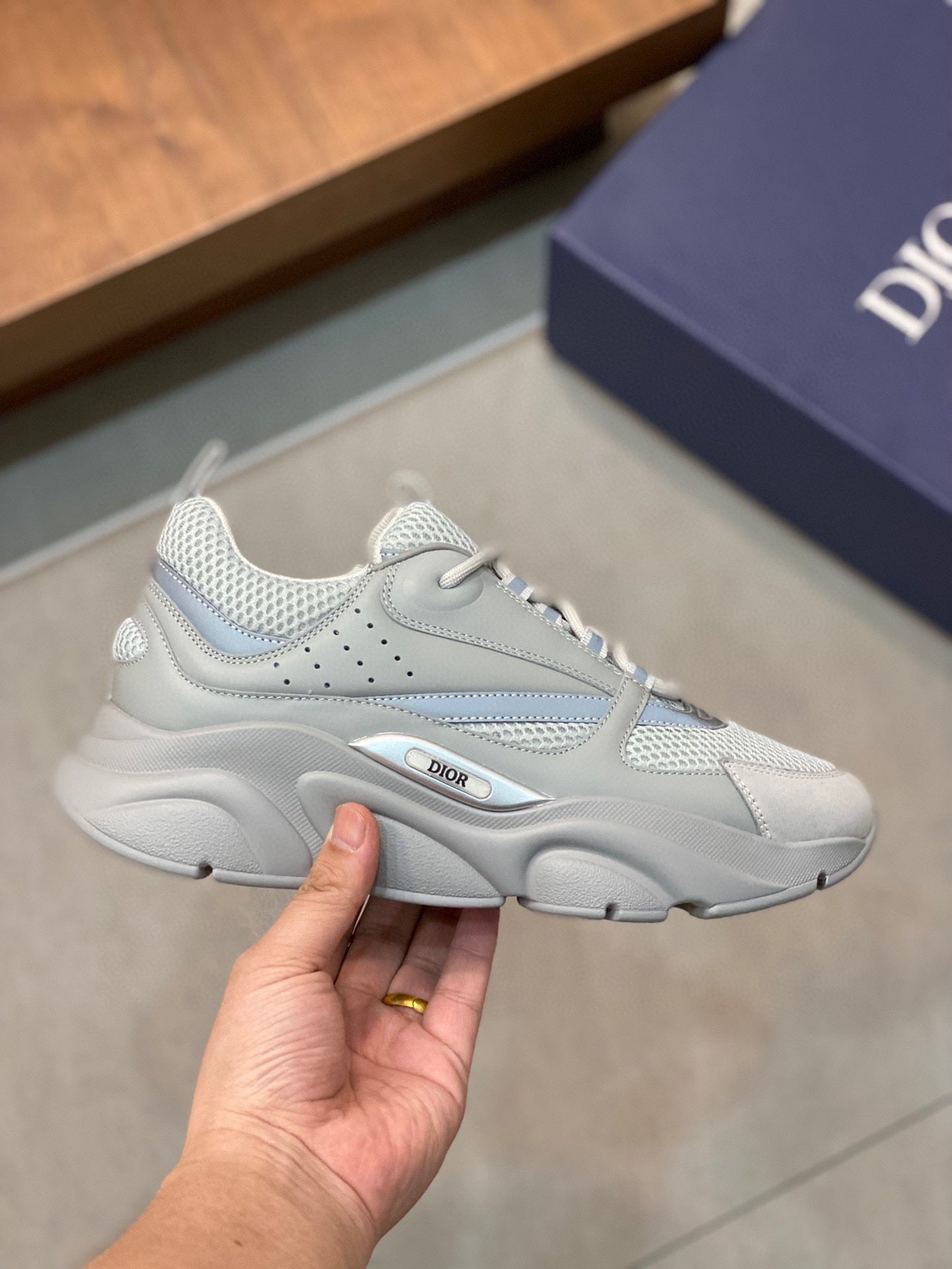 DIOR sneakers 07