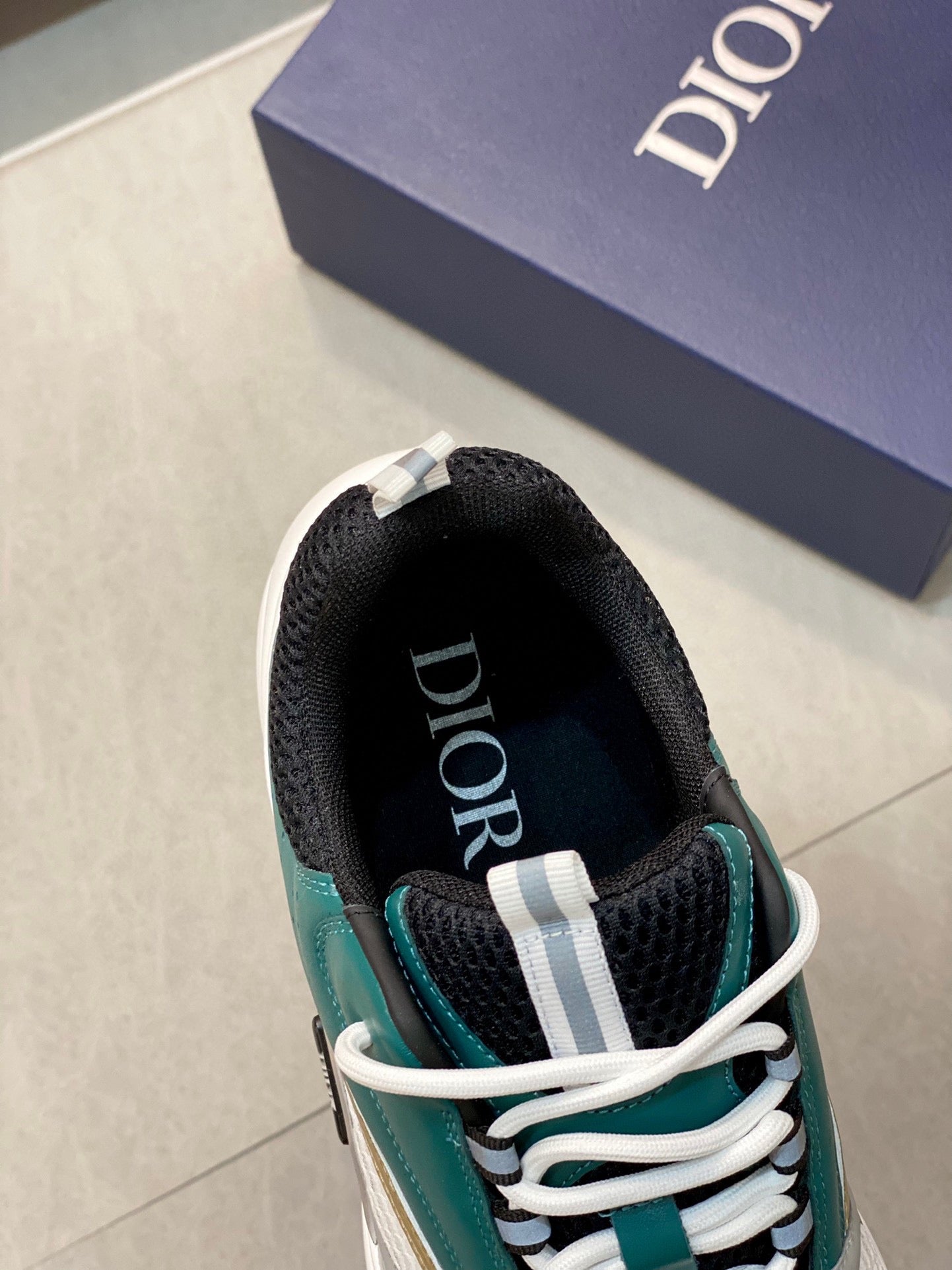 DIOR sneakers 09