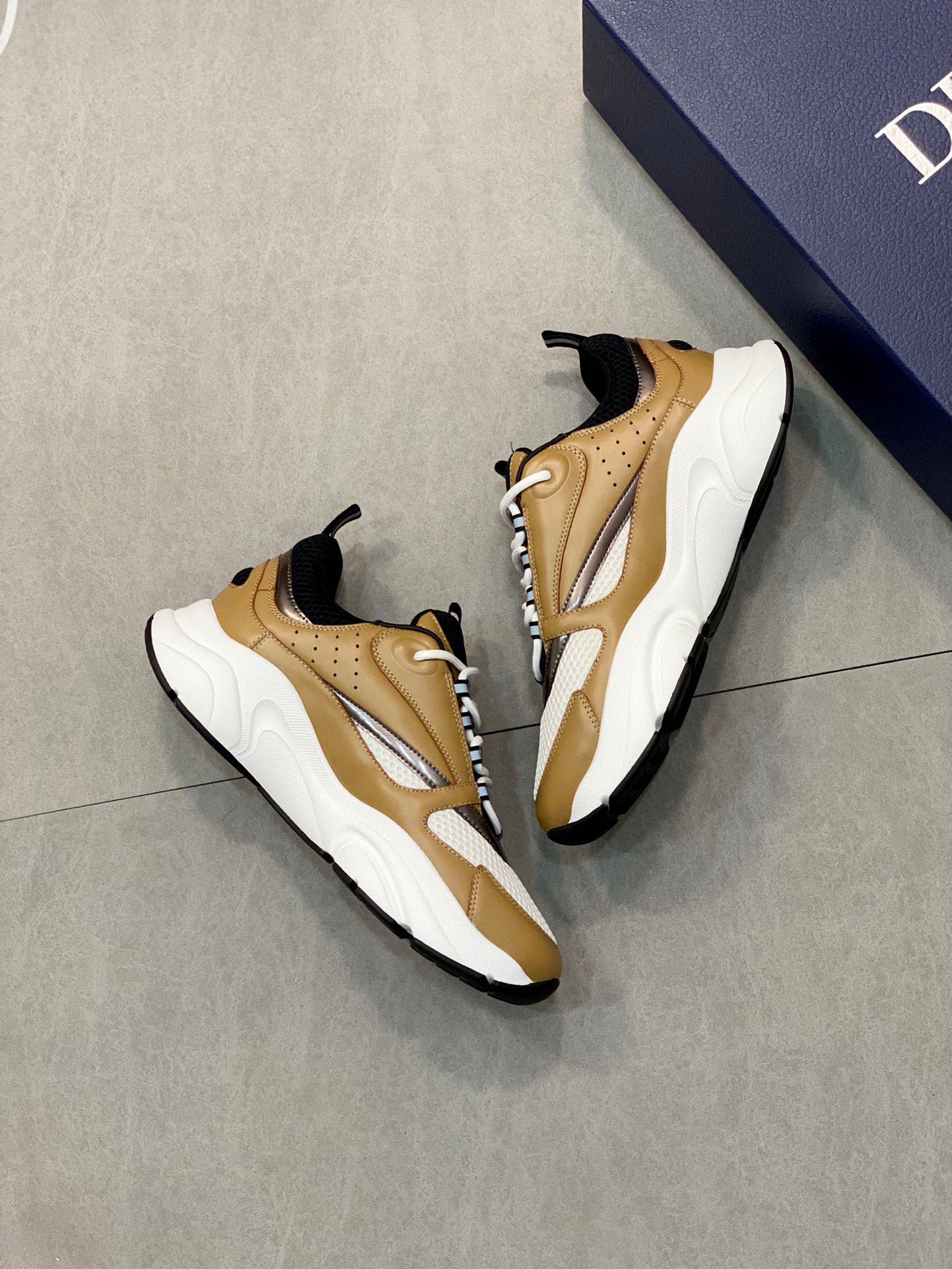 DIOR sneakers 10